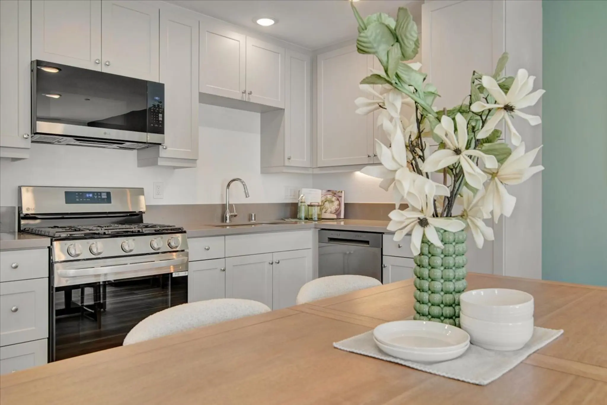 Plan 1 - River Terrace - Pinot - Interior Photo 16