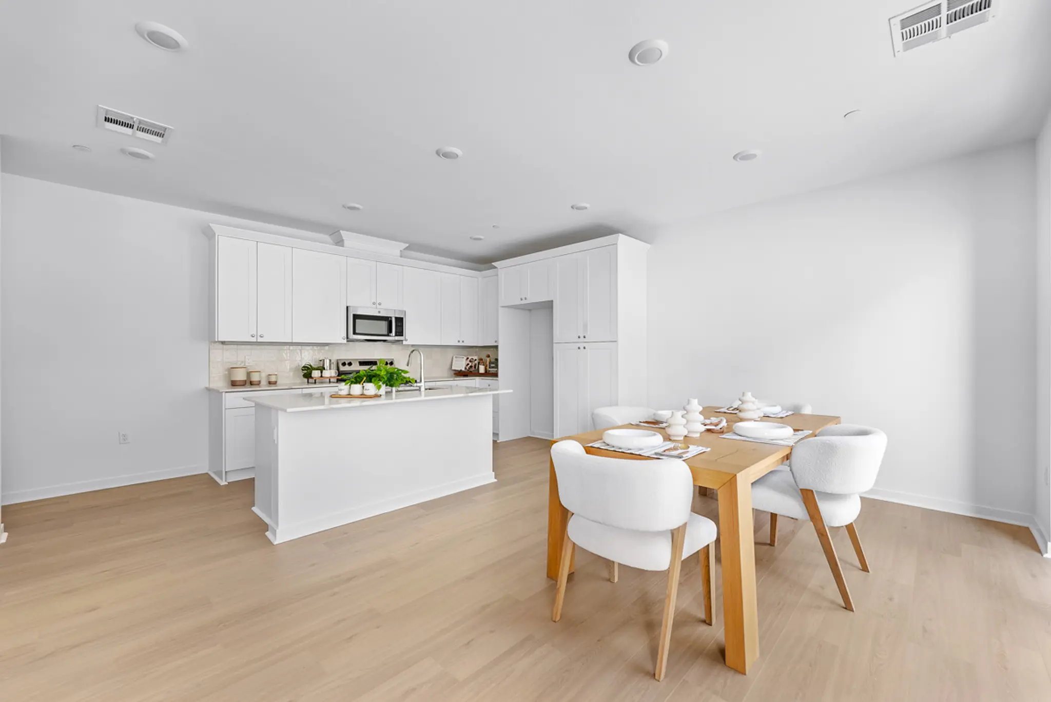 Unit 1 - Valley Villas - Interior Photo 3