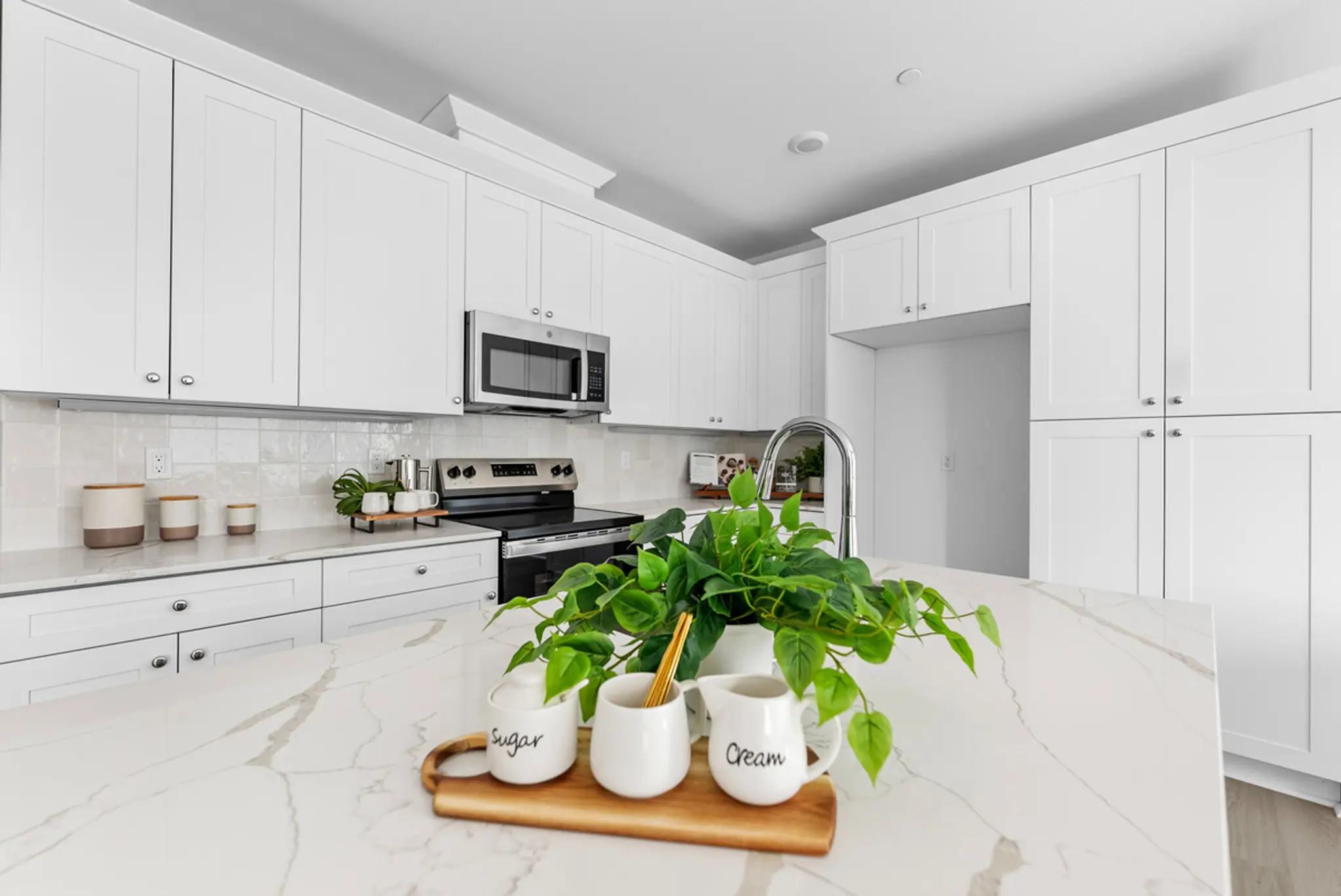 Unit 1 - Valley Villas - Interior Photo 5