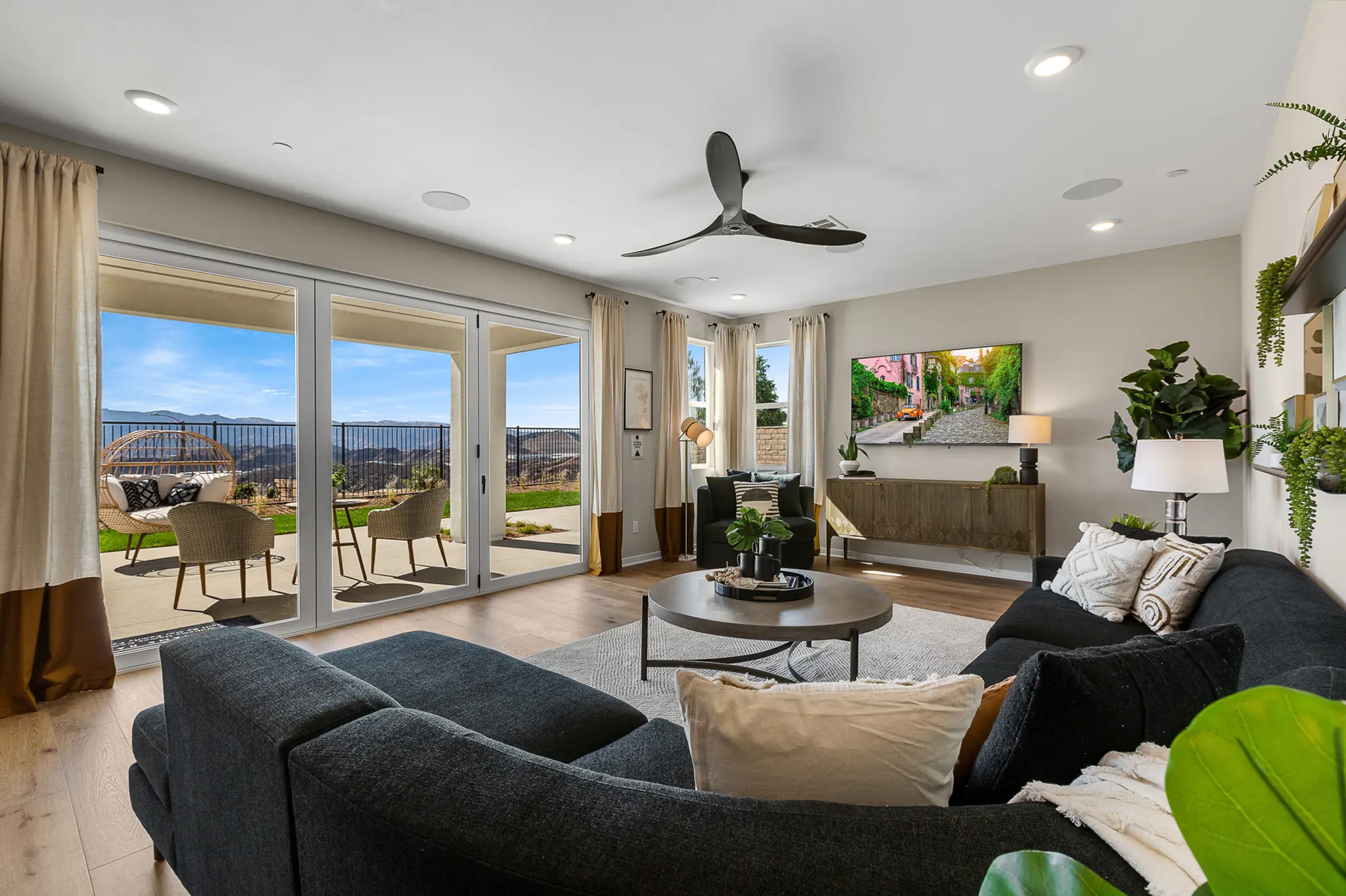 Plan 5 - Williams Ranch - Meadow Collection - Interior Photo 8