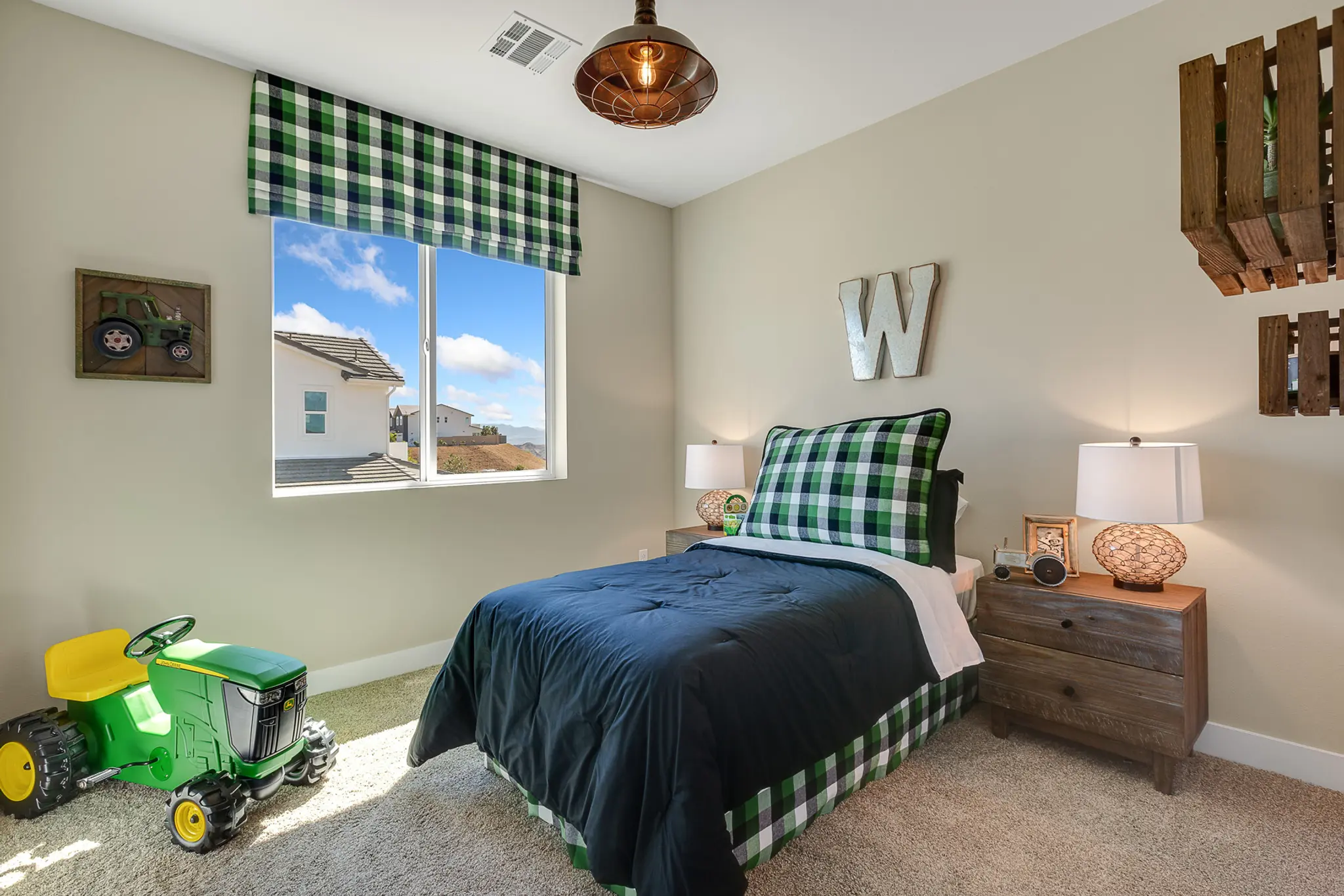 Plan 6 - Williams Ranch - Meadow Collection - Interior Photo 31