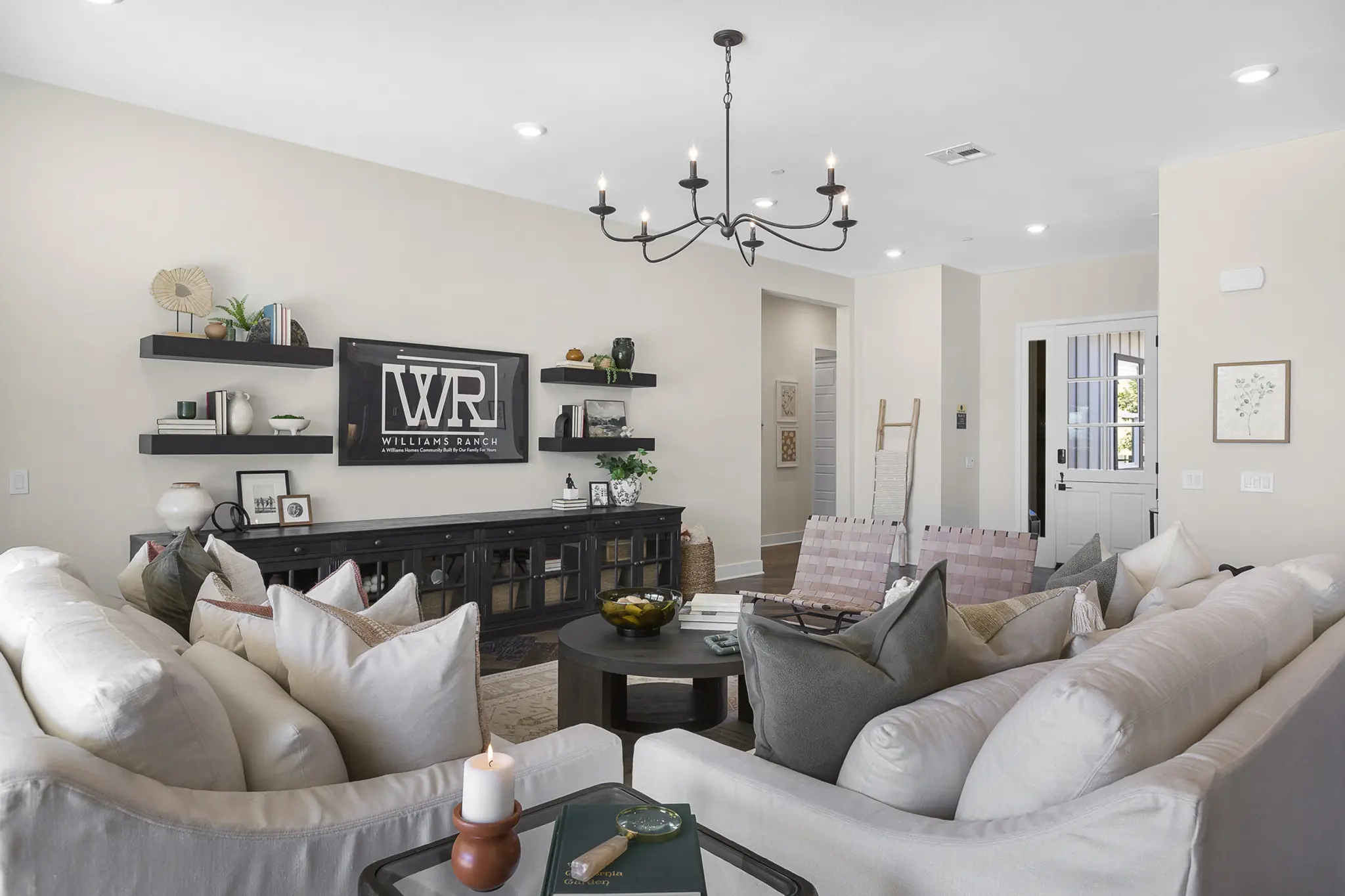 Plan 12 - Williams Ranch - Ridgeline Collection - Interior Photo 12