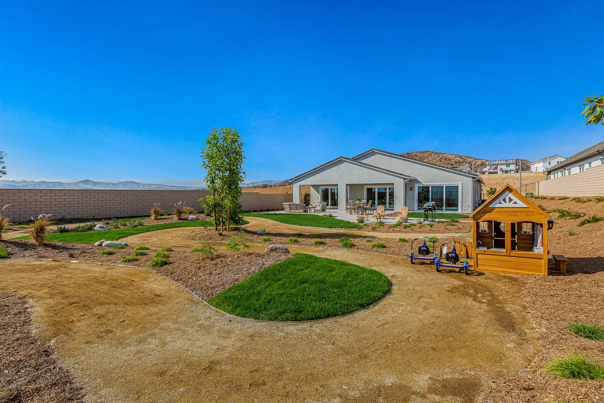 Plan 13 - Williams Ranch - Ridgeline Collection - Exterior Photo 7