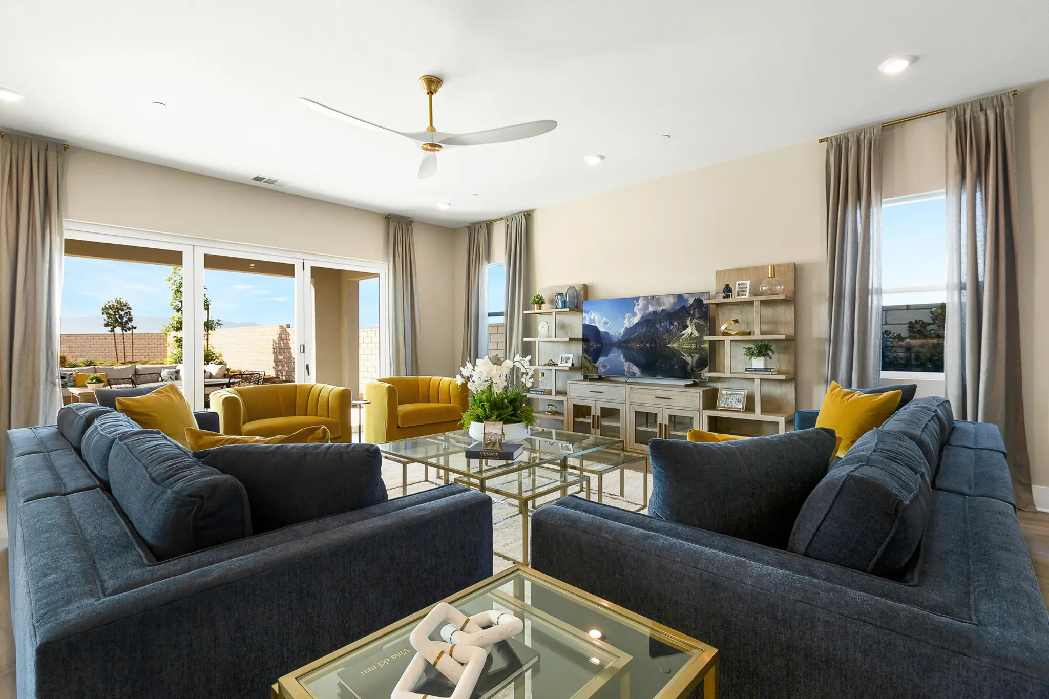 Plan 13 - Williams Ranch - Ridgeline Collection - Interior Photo 10