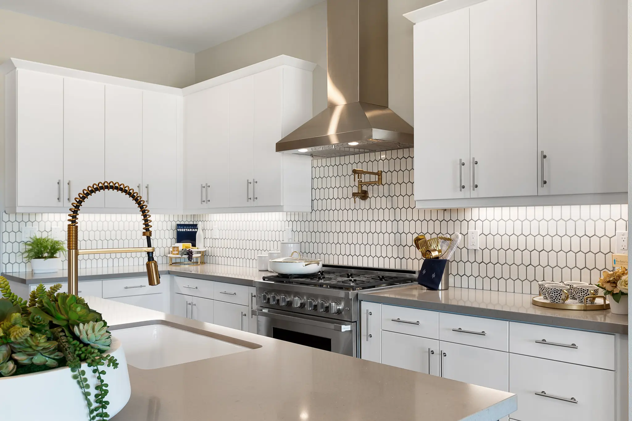 Plan 13 - Williams Ranch - Ridgeline Collection - Interior Photo 18