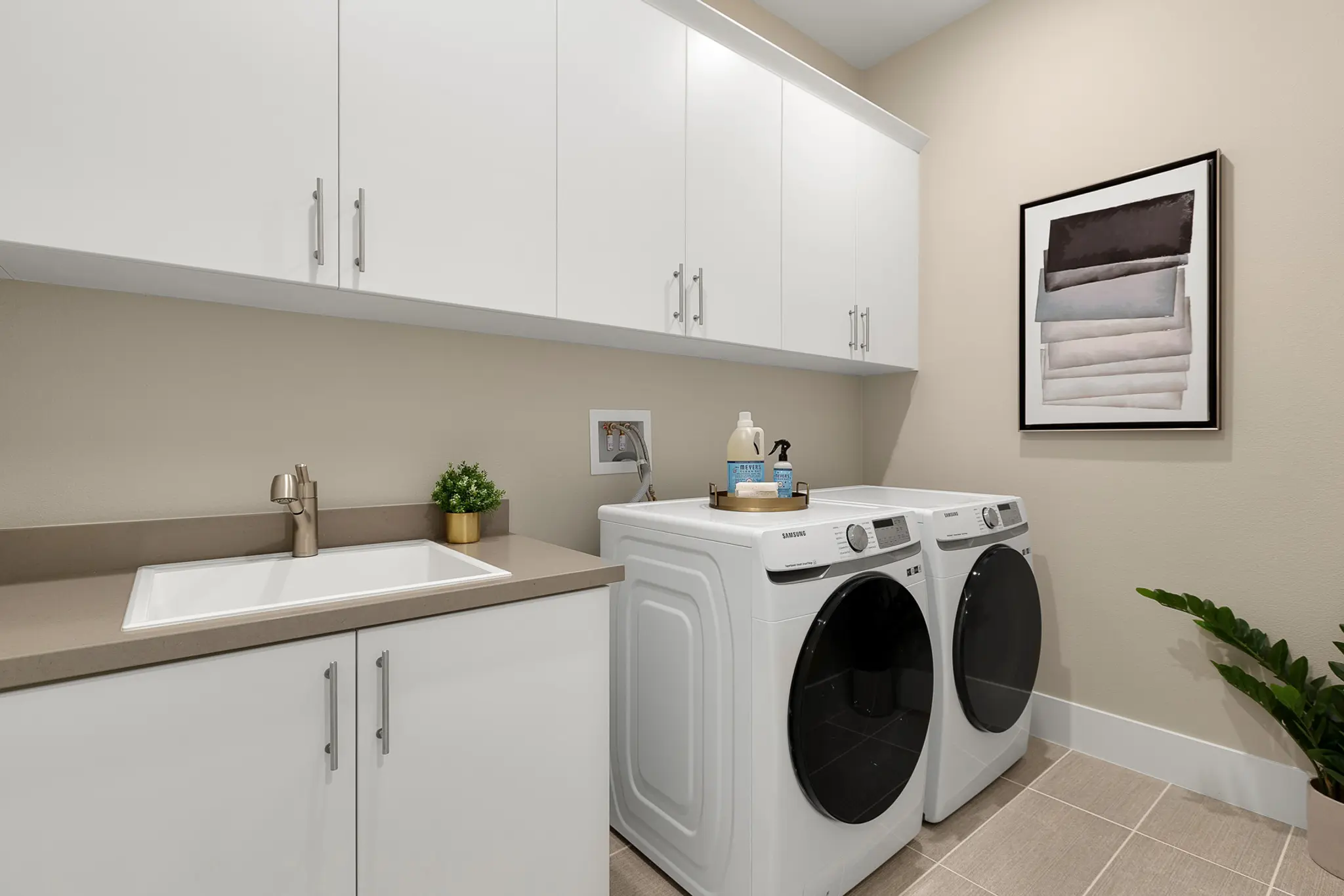 Plan 13 - Williams Ranch - Ridgeline Collection - Interior Photo 23