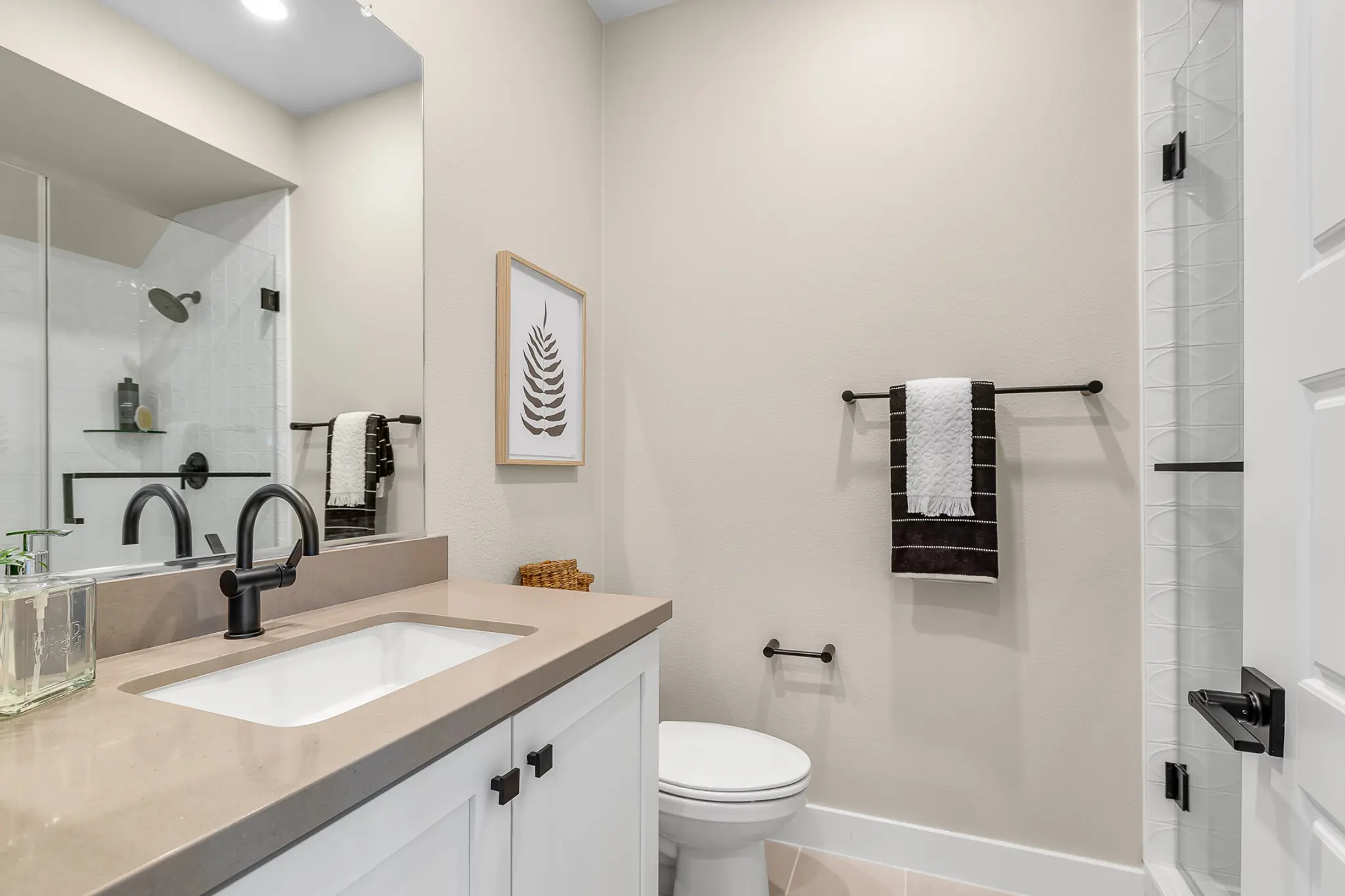 Plan 14 - Williams Ranch - Ridgeline Collection - Interior Photo 28