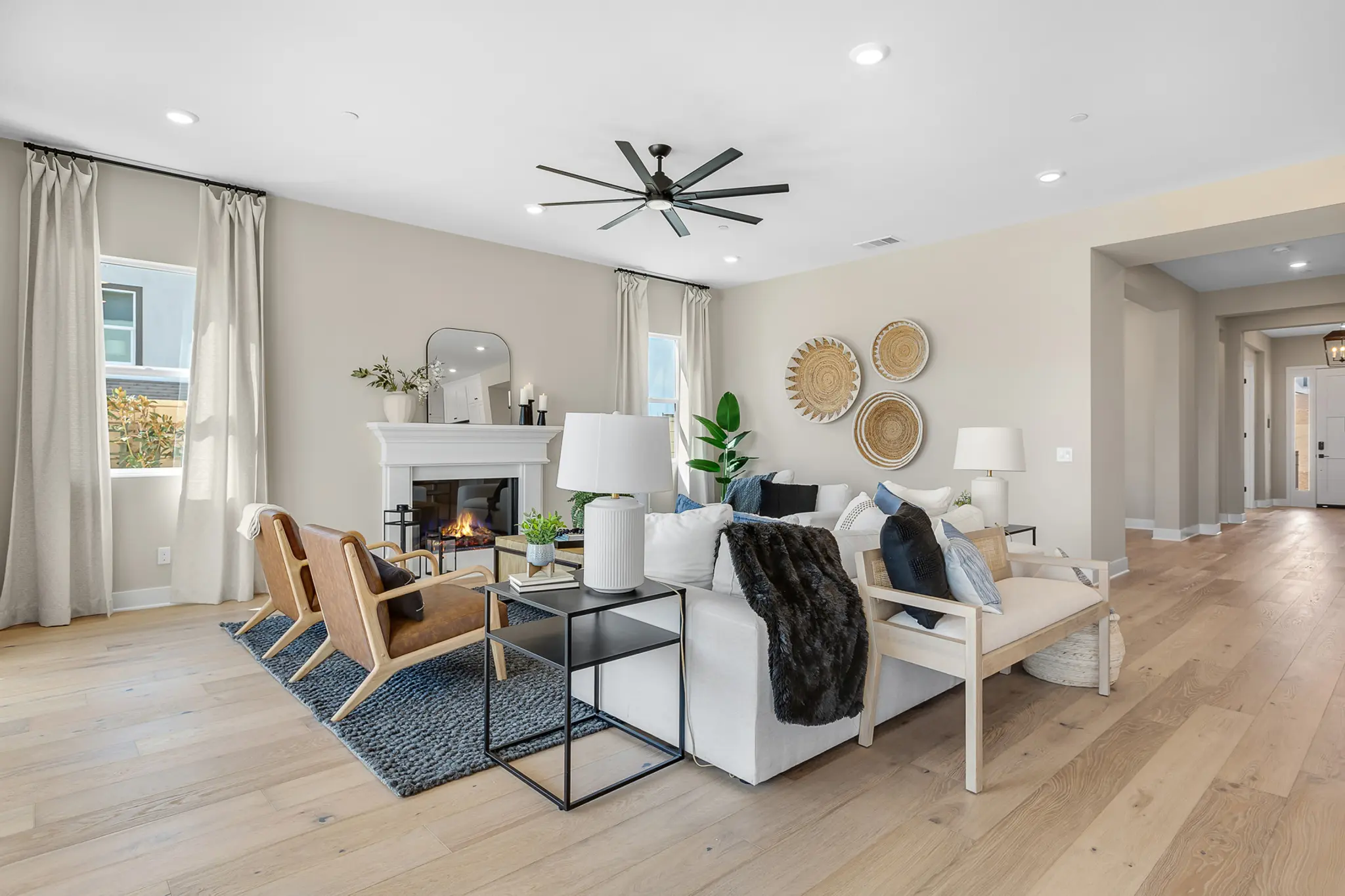 Plan 14 - Williams Ranch - Ridgeline Collection - Interior Photo 12