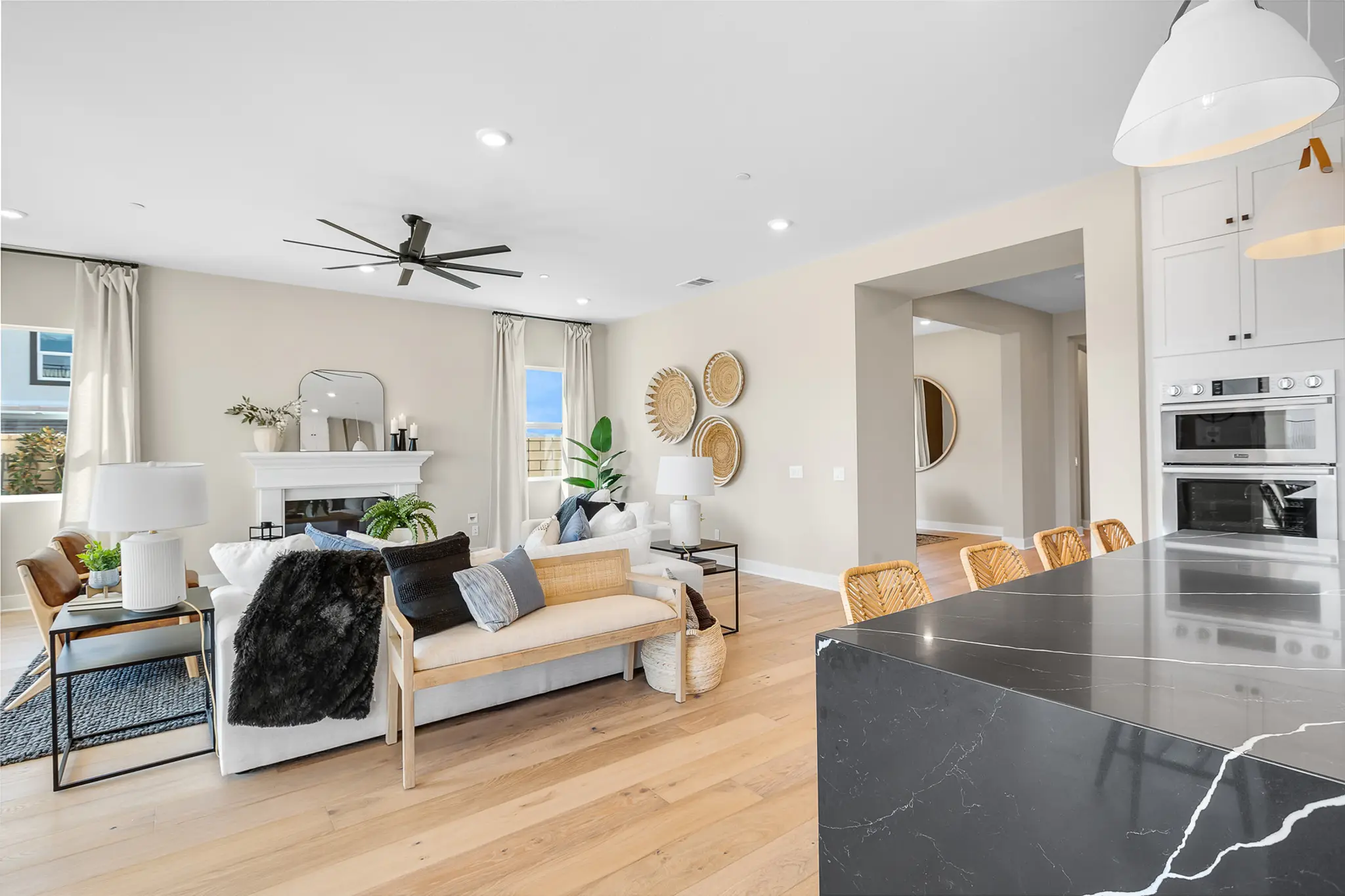 Plan 14 - Williams Ranch - Ridgeline Collection - Interior Photo 14