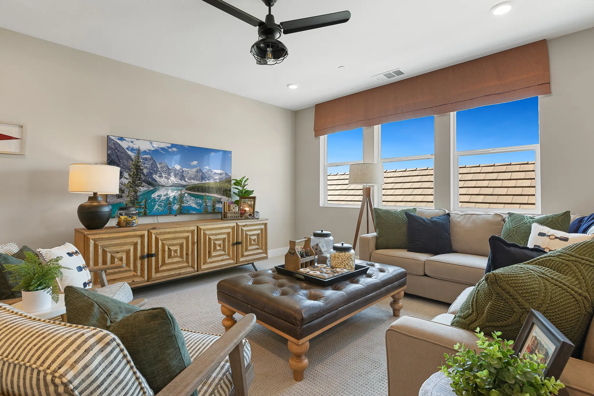 Plan 15 - Williams Ranch - Ridgeline Collection - Interior Photo 28
