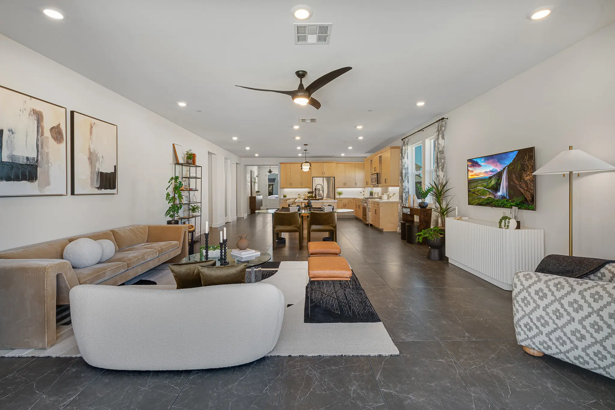 Plan 4 - Williams Ranch - Vineyard Collection - Interior Photo 8