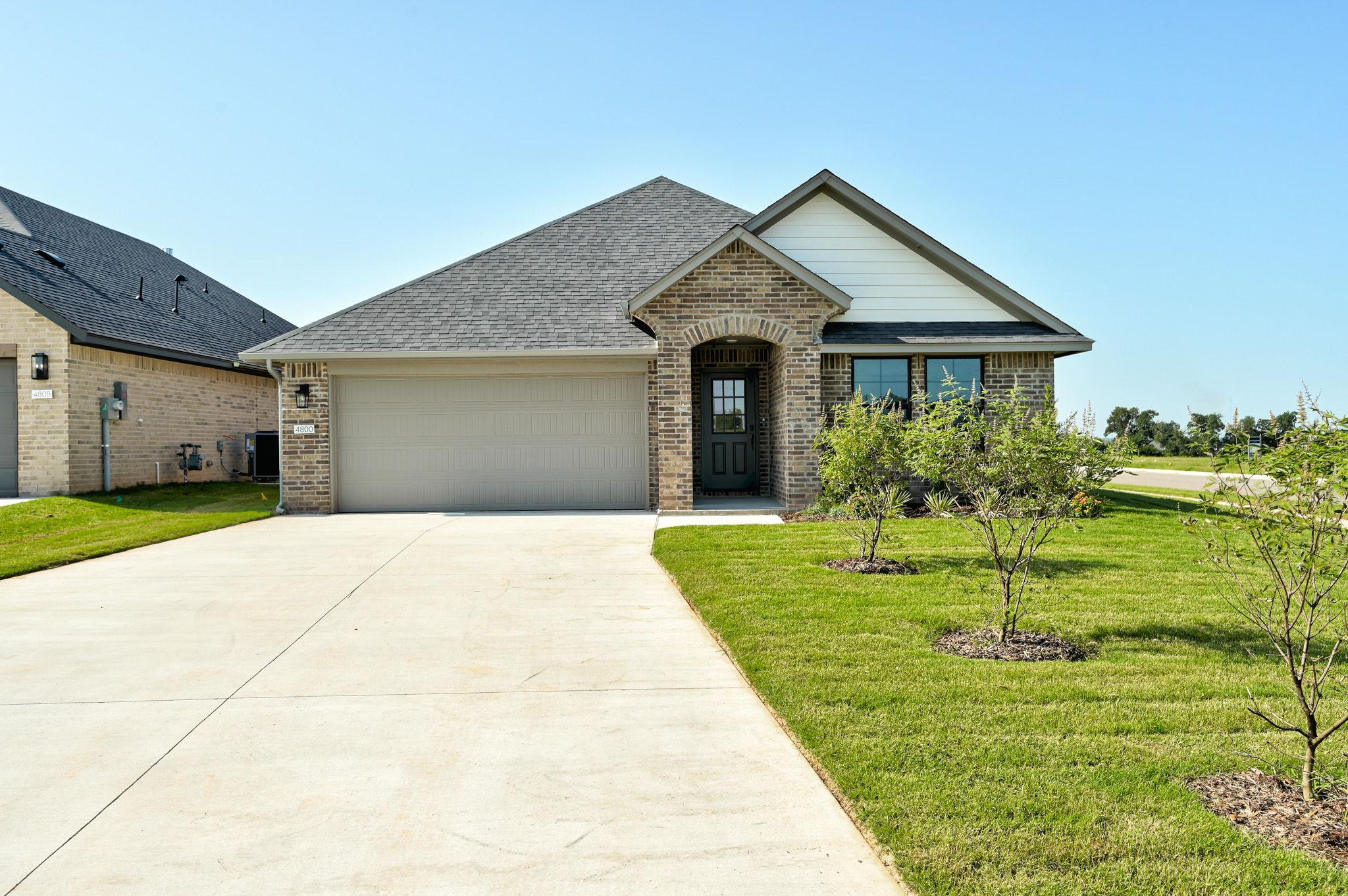 Thumbnail - 4800 Sand Lily Ln