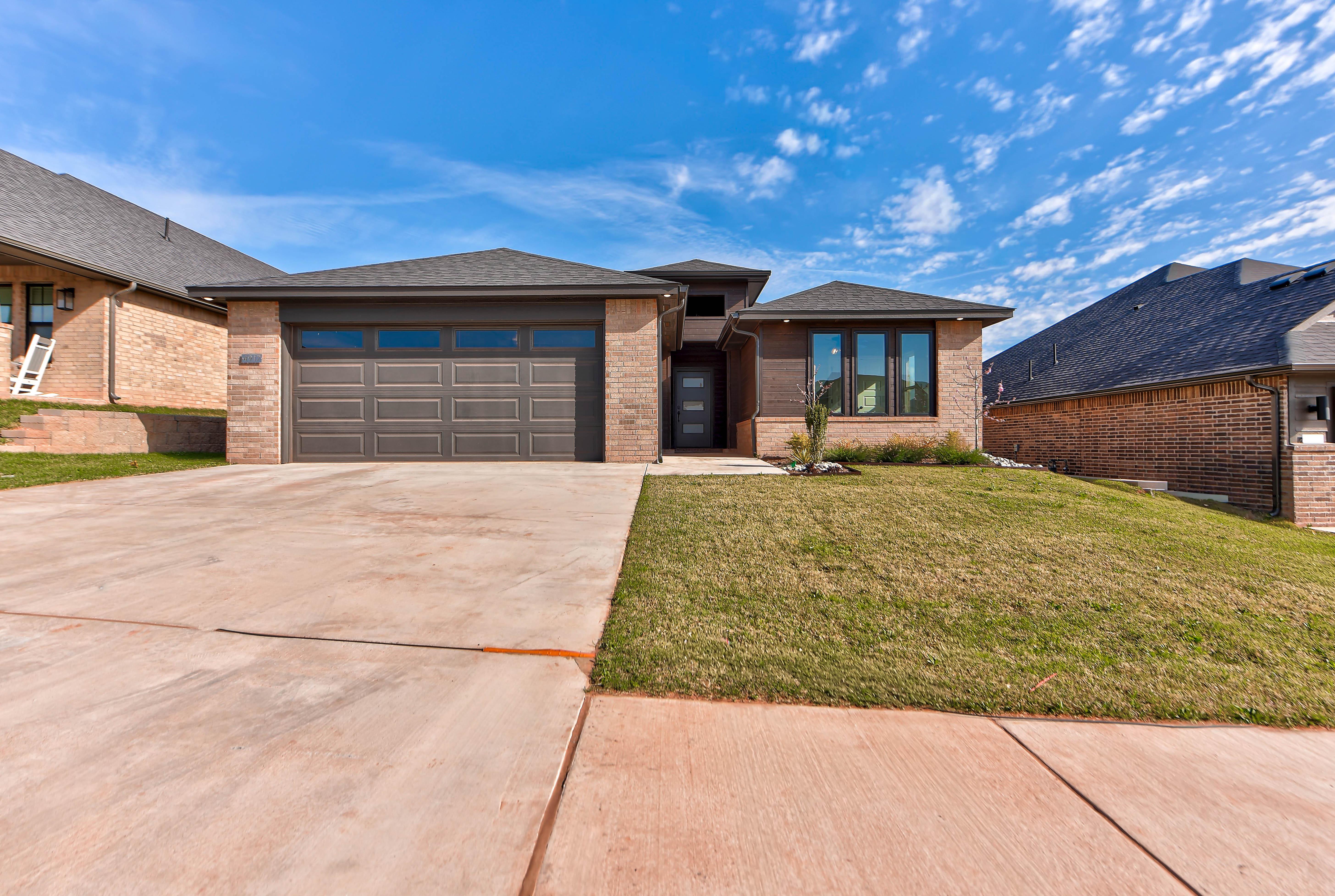 Thumbnail - 4917 Desert Willow Ln