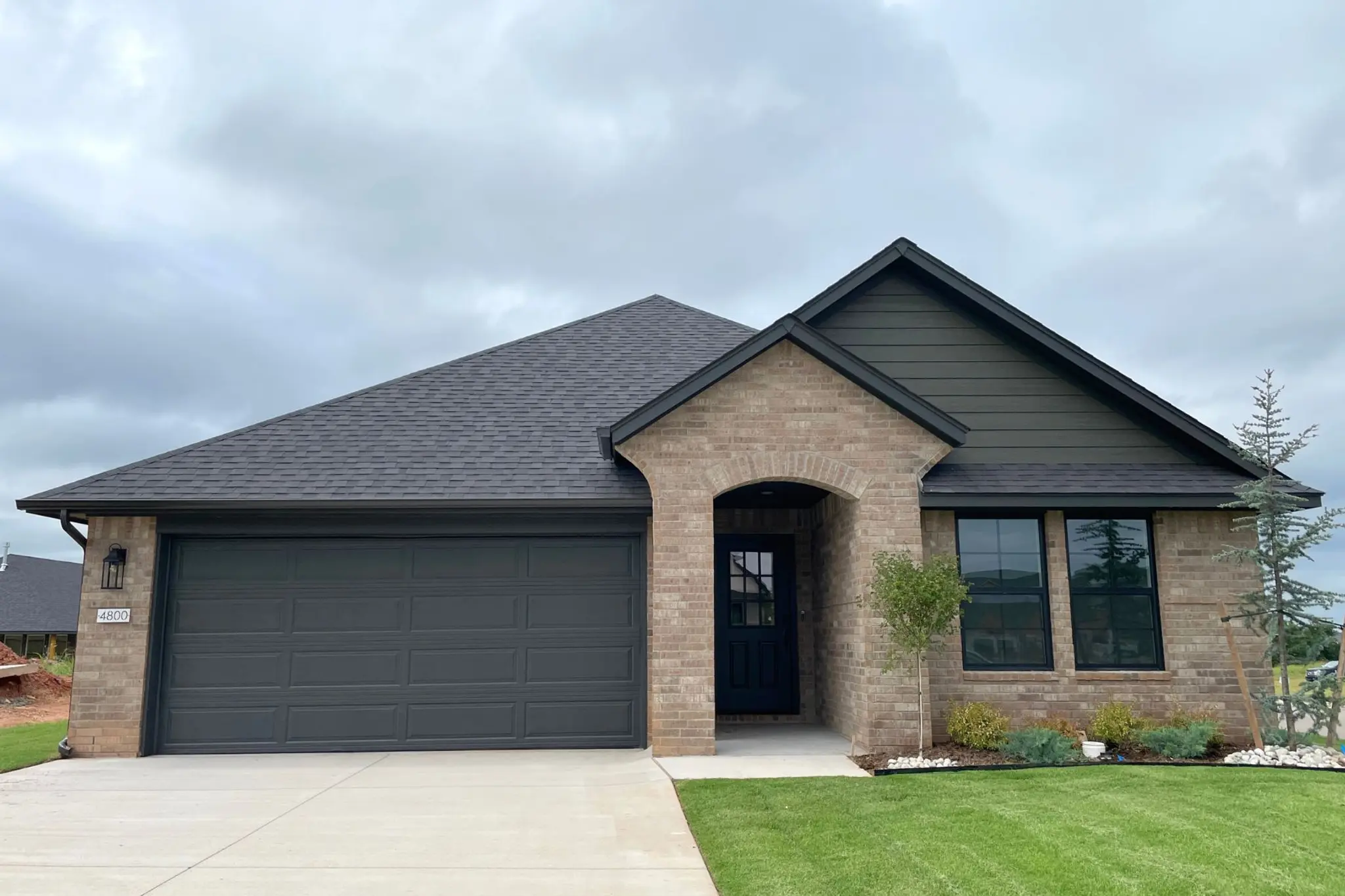 Thumbnail - 4800 Desert Willow Ln