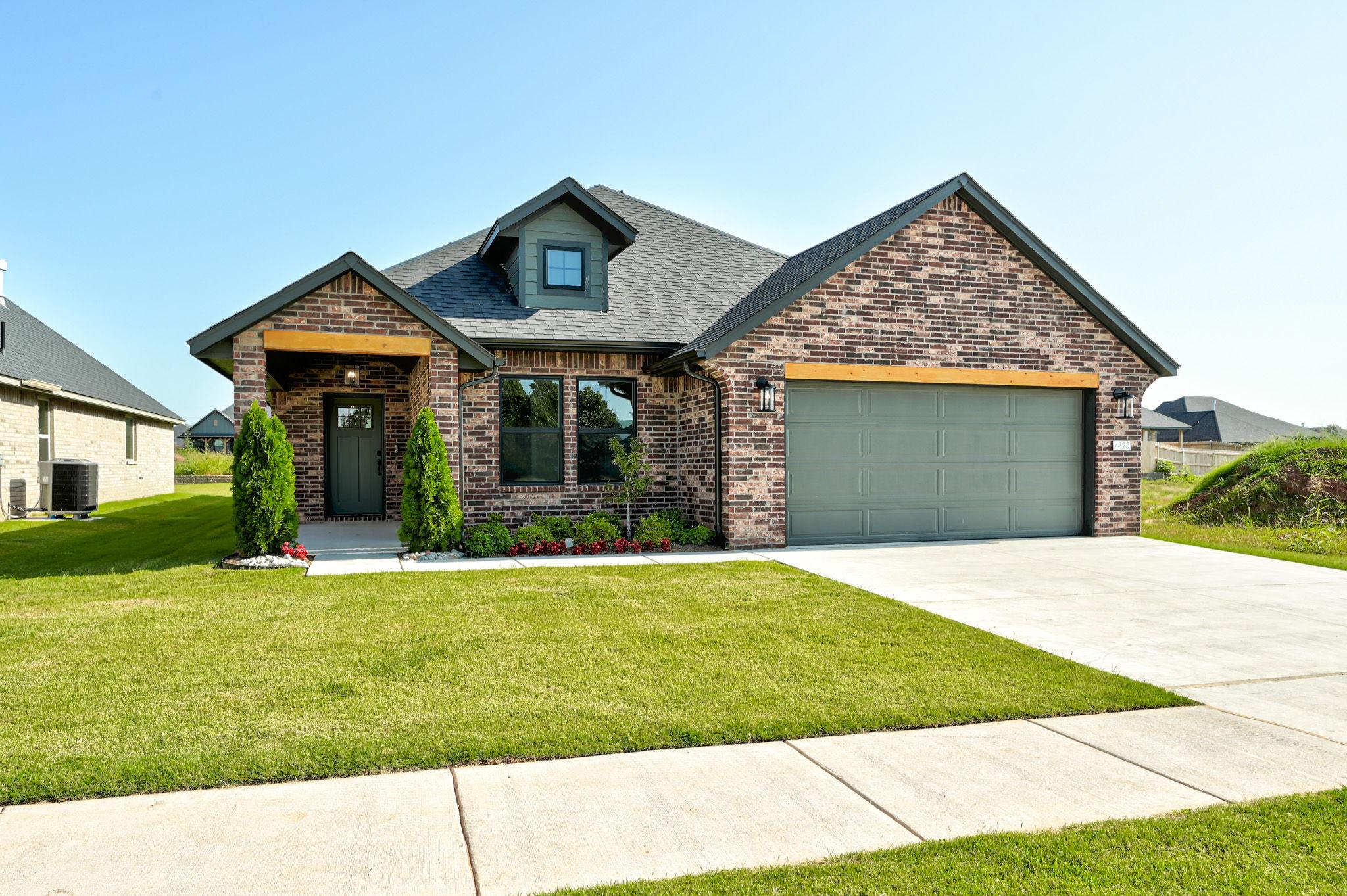 Thumbnail - 4825 Sundowner Ln