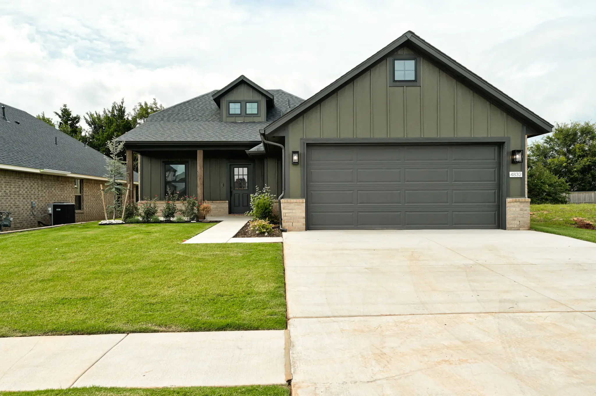 Thumbnail - 4832 Sundowner Ln