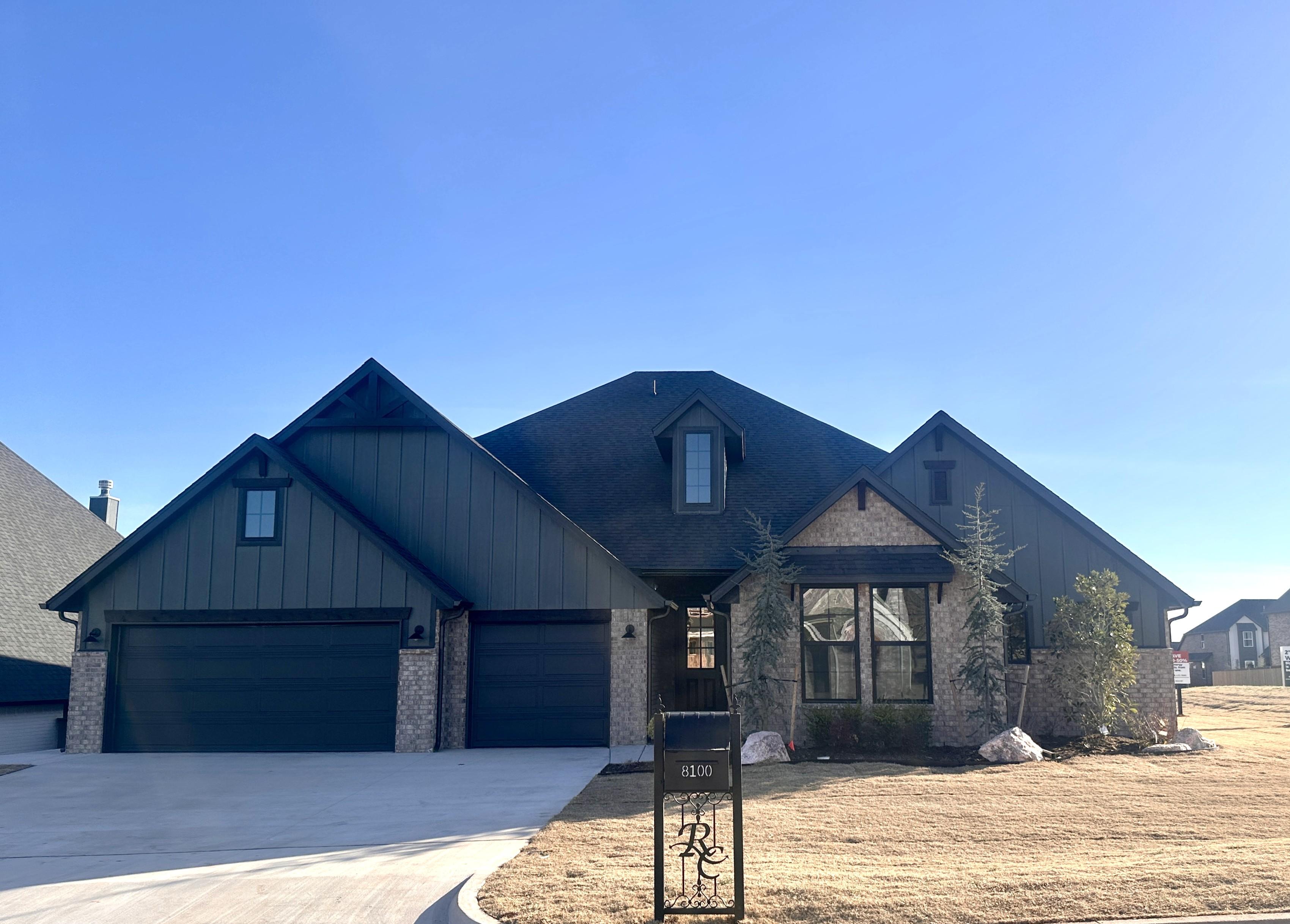 Thumbnail - 8100 Amber Ridge Dr