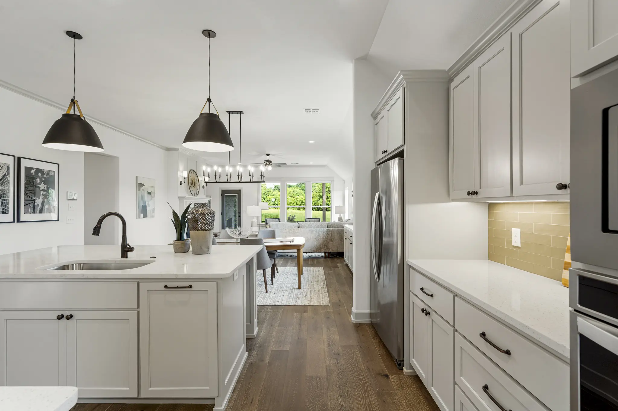 Juniper - Interior Photo 13