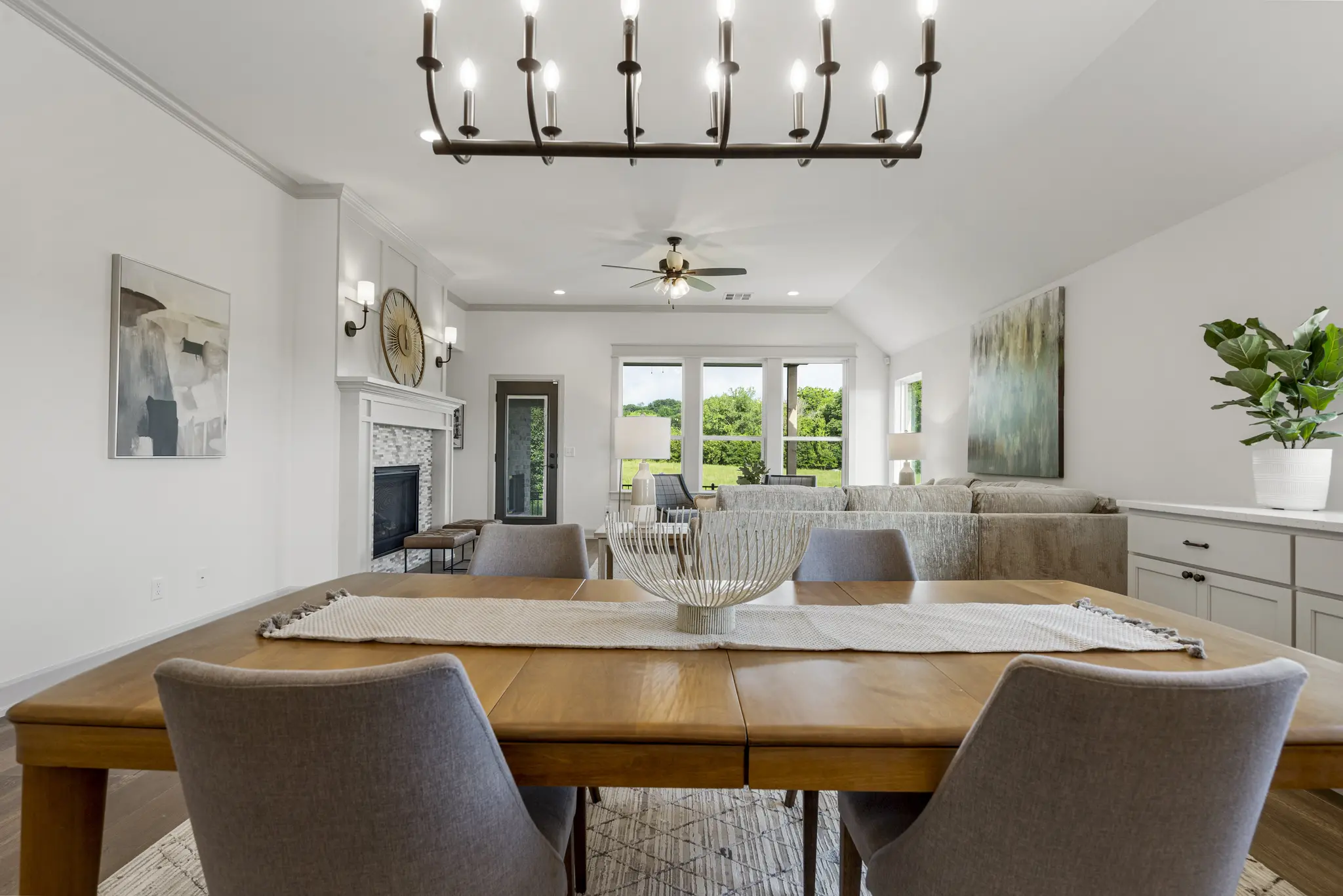 Juniper - Interior Photo 20