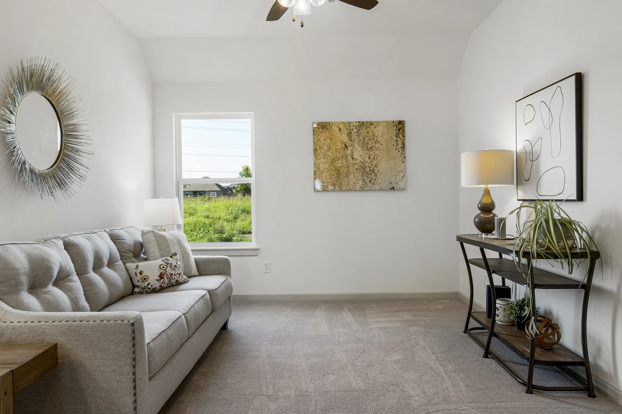 Juniper - Interior Photo 37