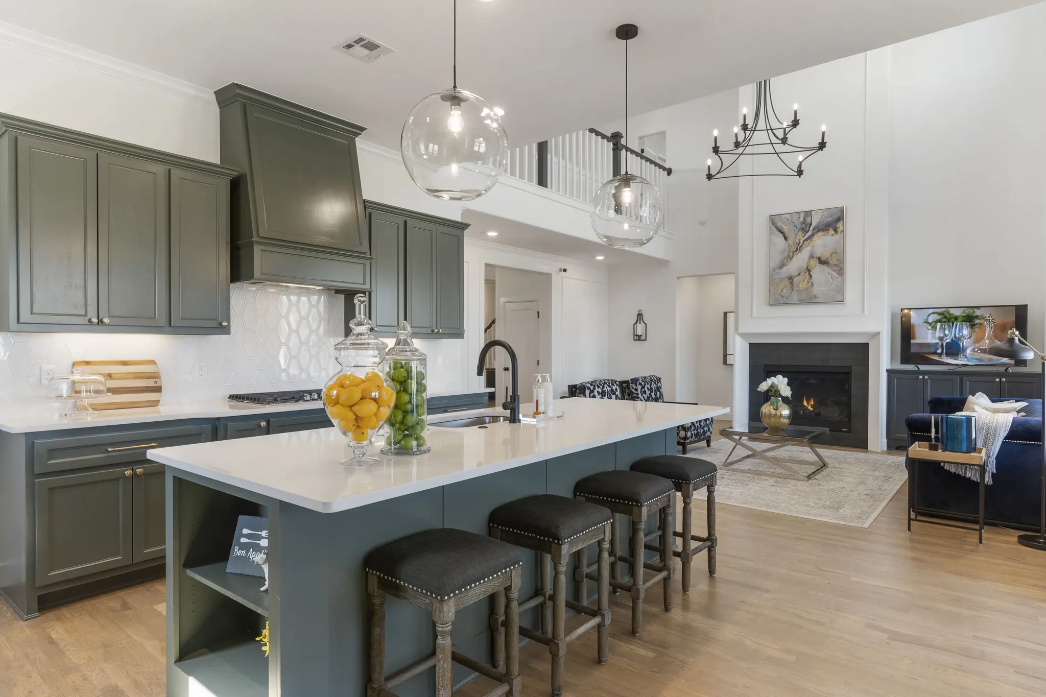 Windmill Point II - Interior Photo 51