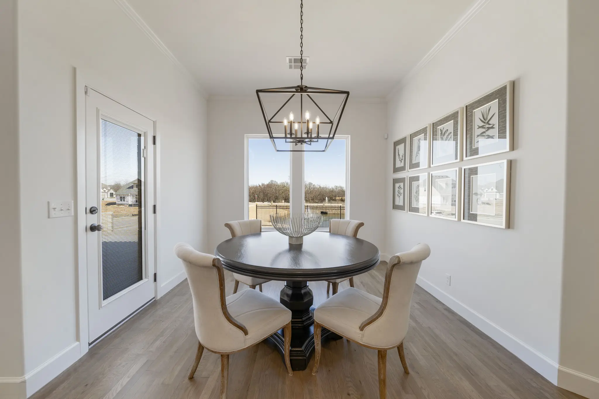 Windmill Point II - Interior Photo 54