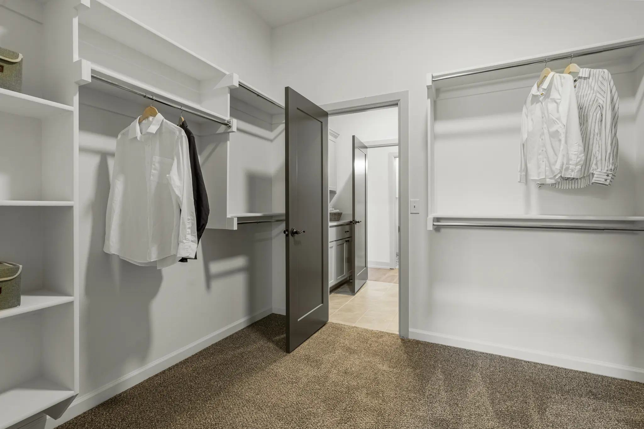 Juniper - Interior Photo 30