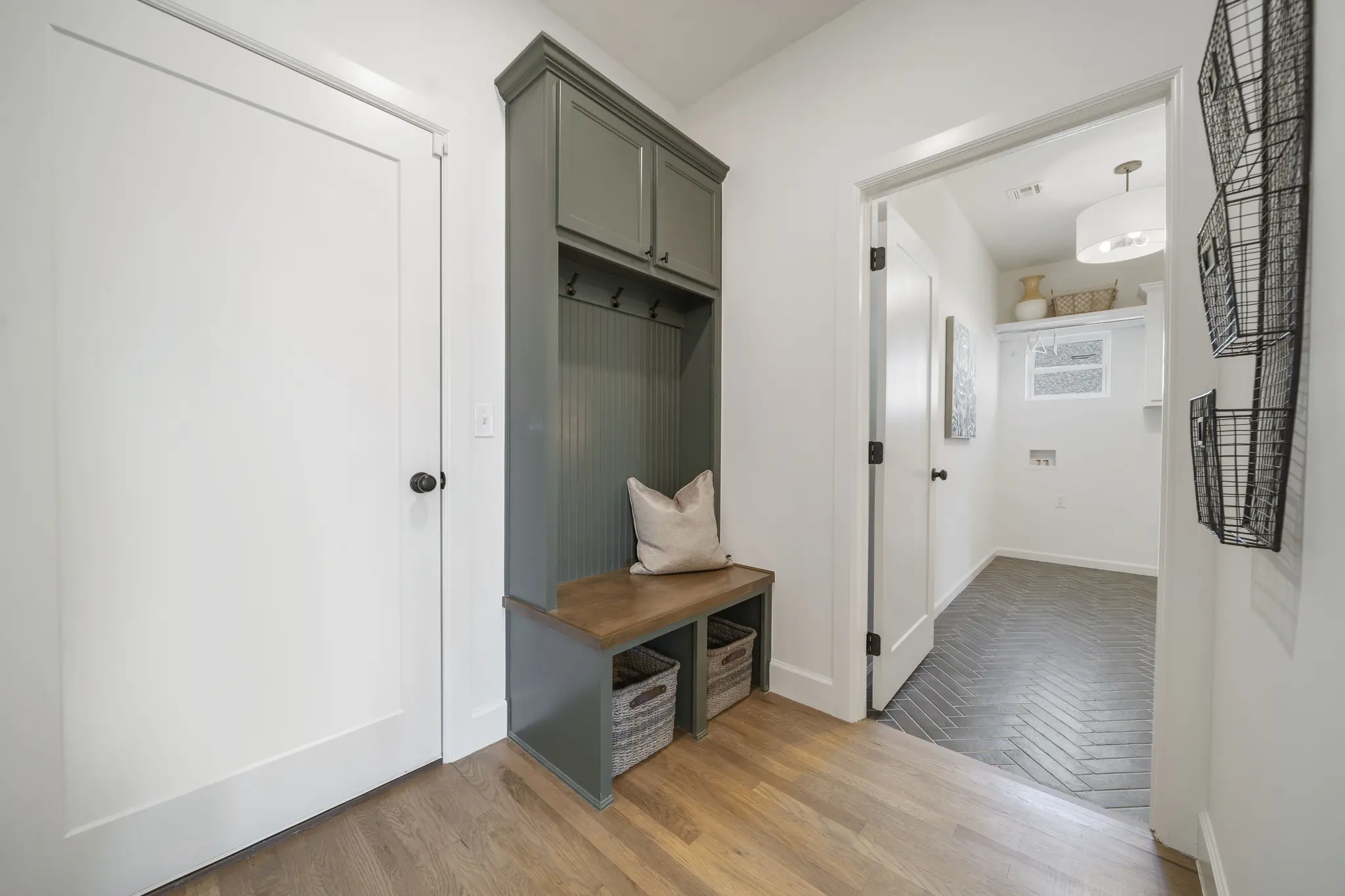 Windmill Point II - Interior Photo 64