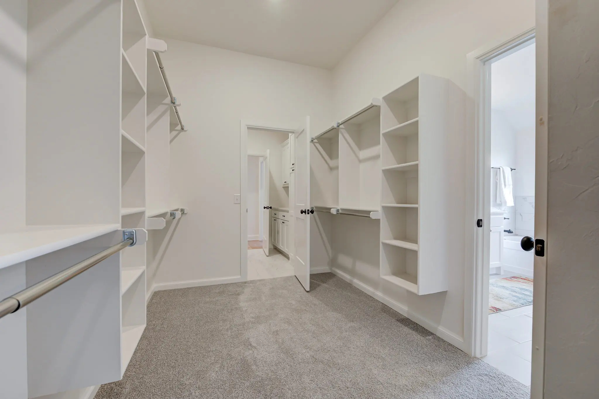 Cape Anne - Interior Photo 28