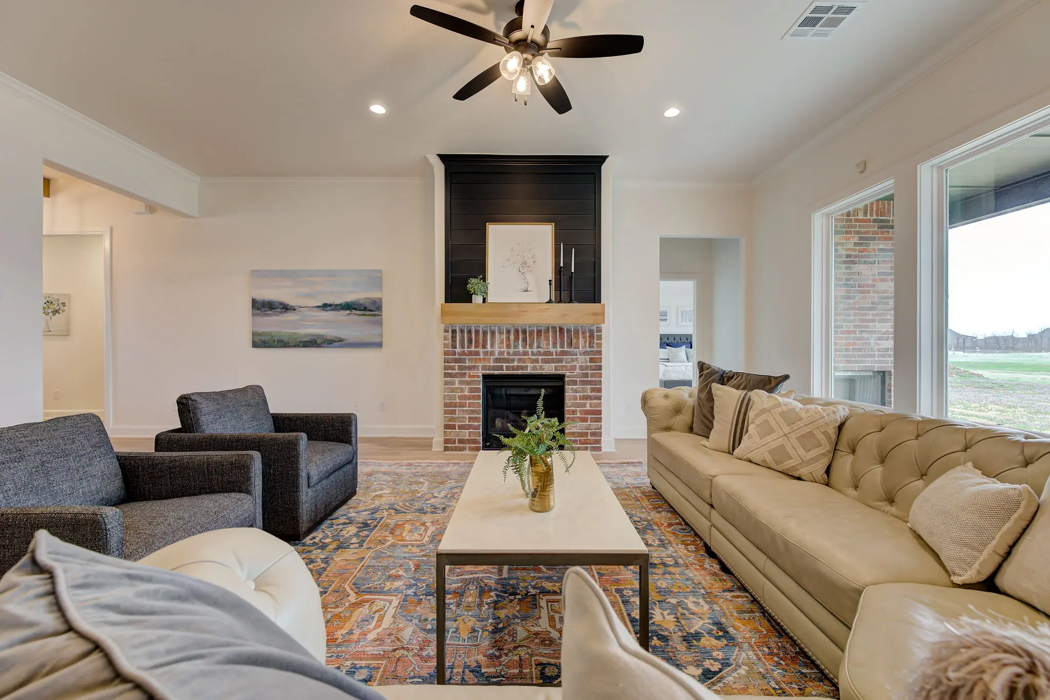 Cape Anne - Interior Photo 8