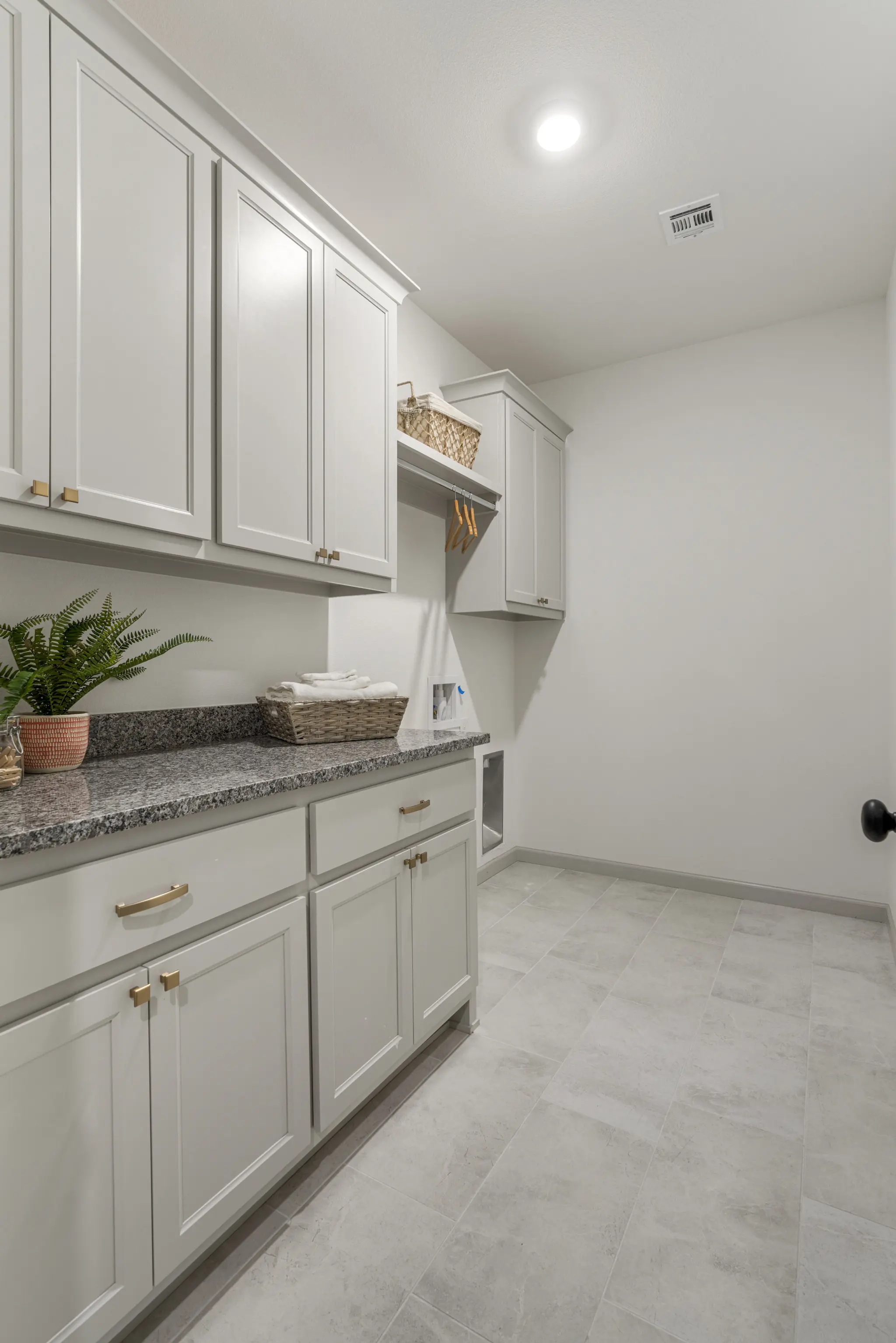 Rawley Point - Interior Photo 32