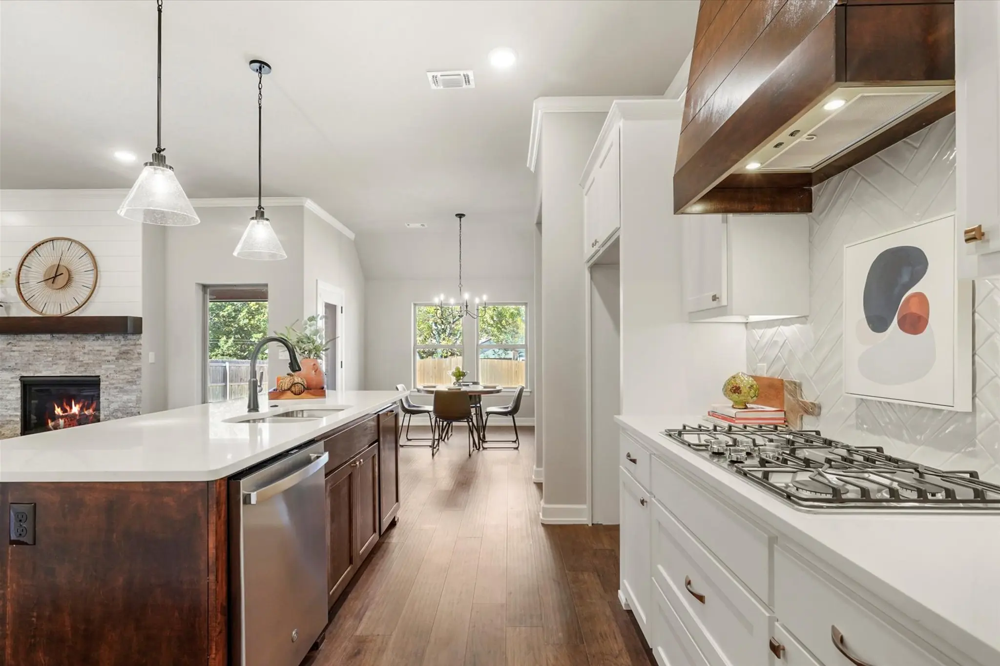 Hawkins Point - Interior Photo 19