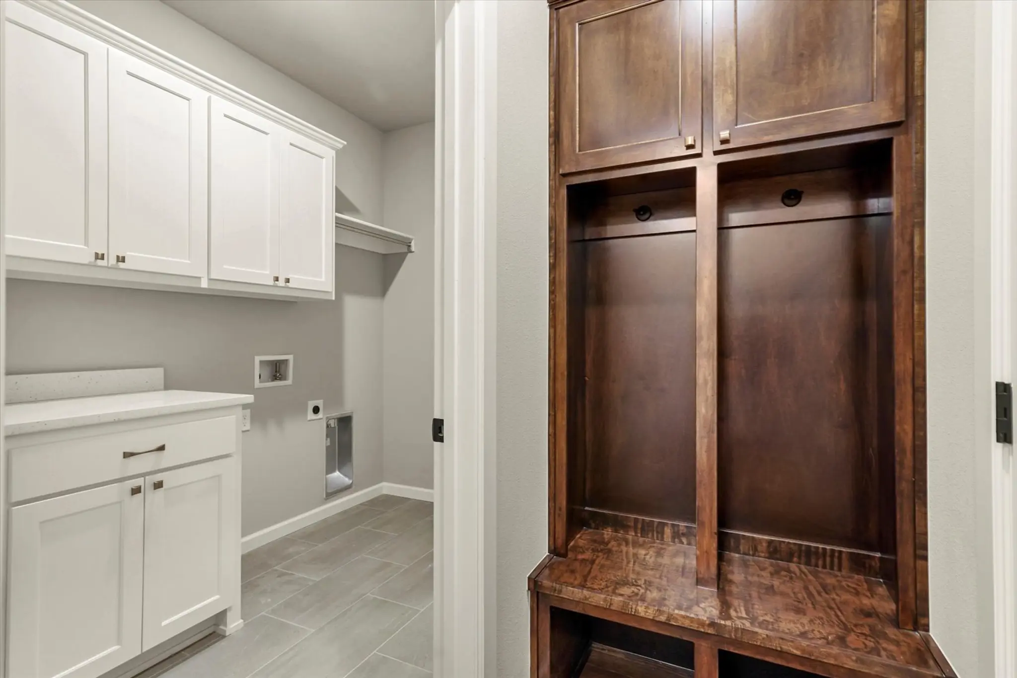 Hawkins Point - Interior Photo 32