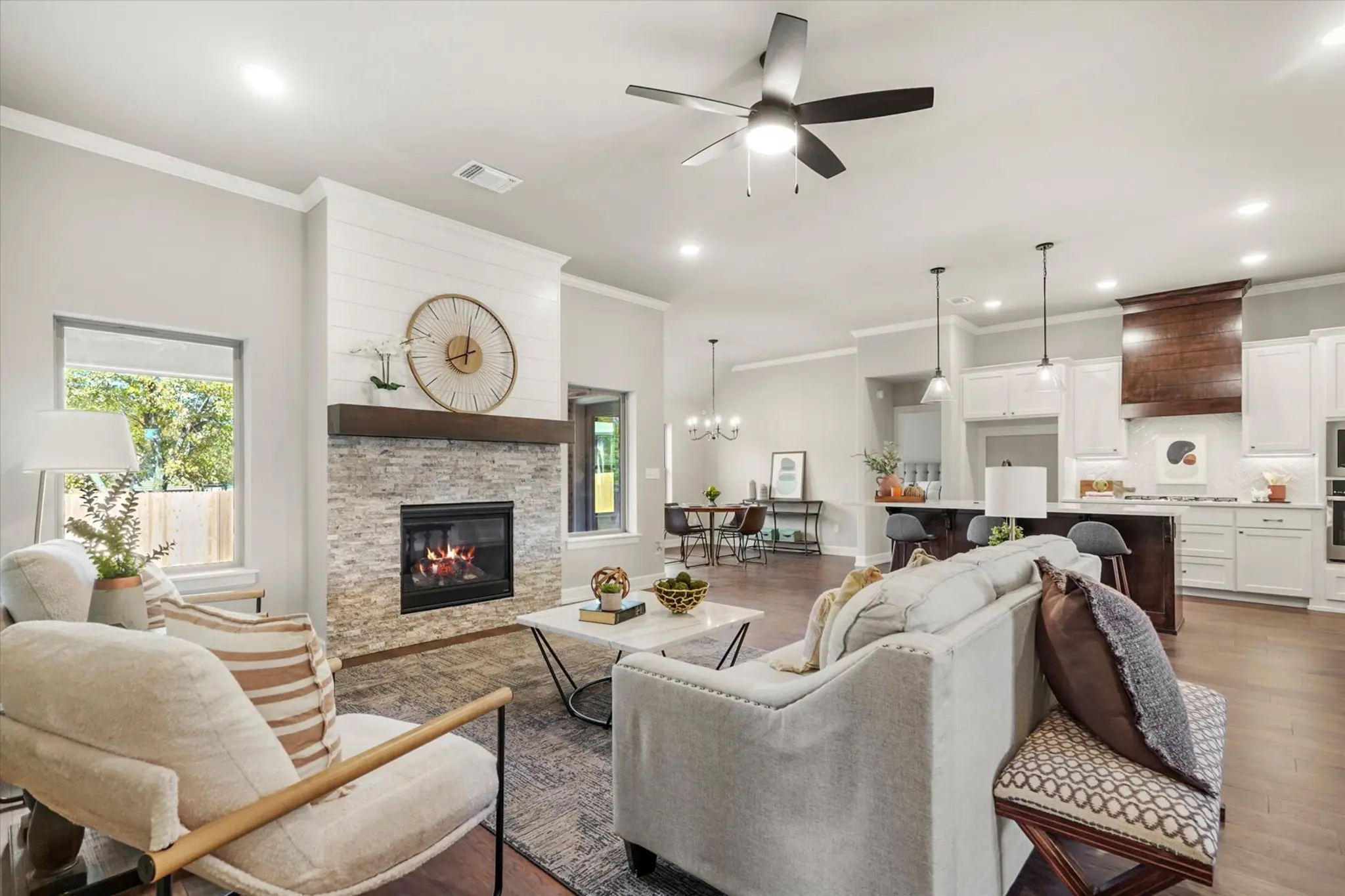 Hawkins Point - Interior Photo 13