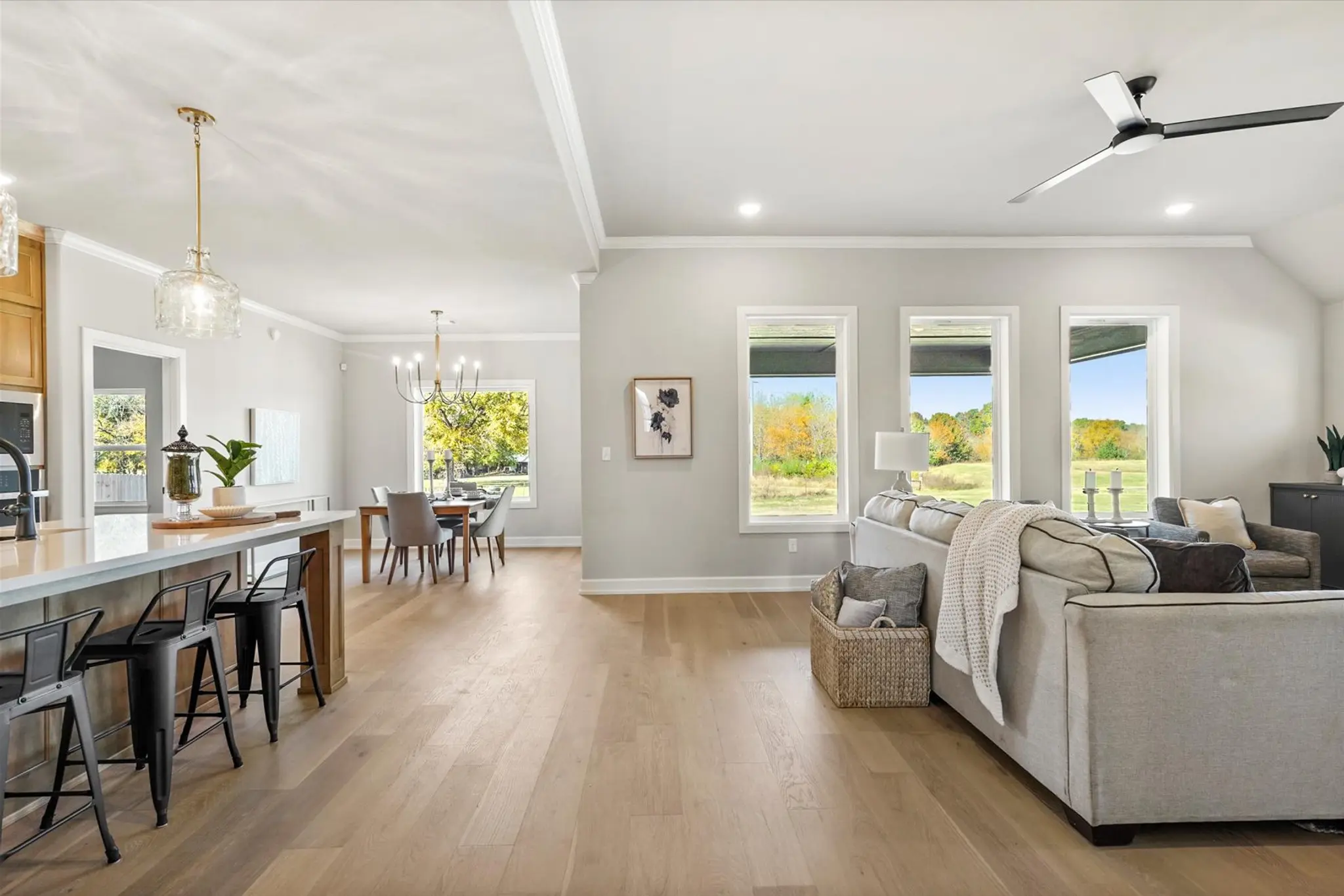 Example of Staged Brant Point floor plan - Features and Finishes may vary based on product availability