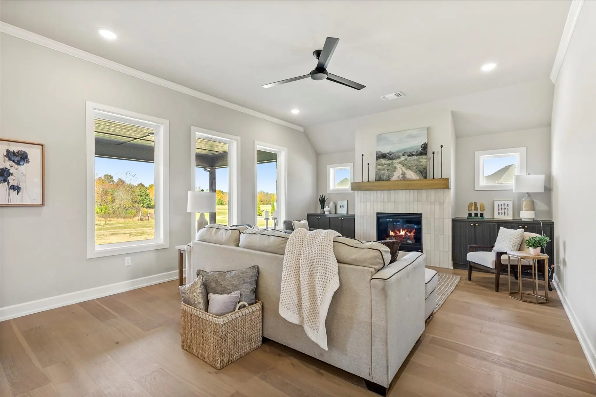Example of Staged Brant Point floor plan - Features and Finishes may vary based on product availability