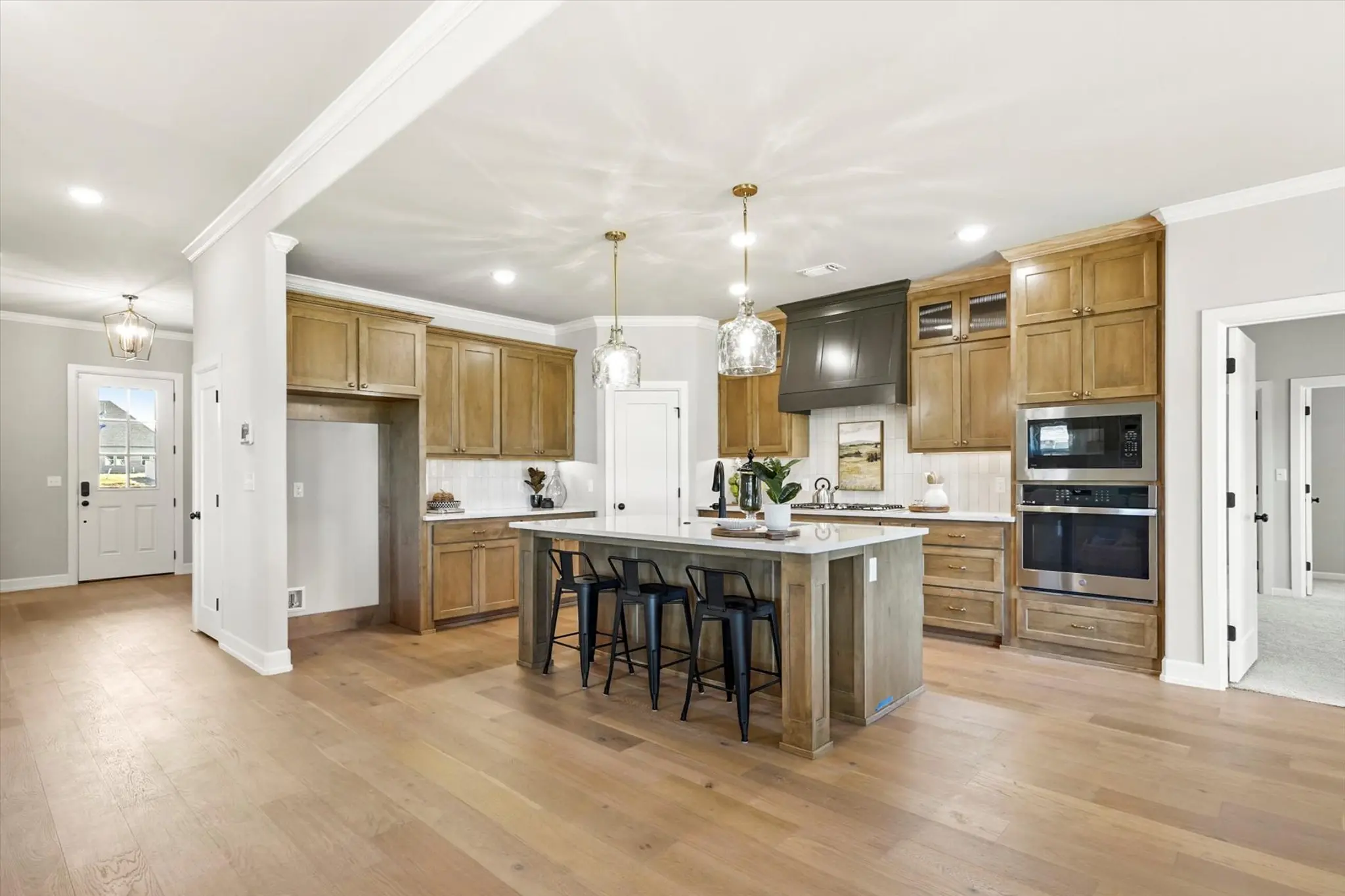 Example of Staged Brant Point floor plan - Features and Finishes may vary based on product availability