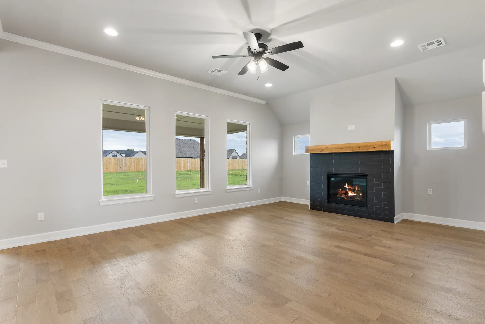 Brant Point - Interior Photo 5