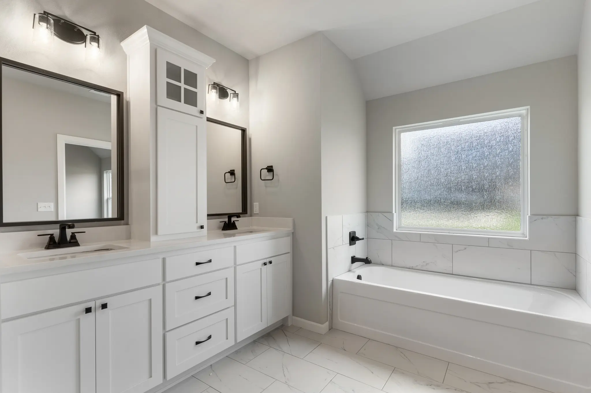 Brant Point - Interior Photo 20