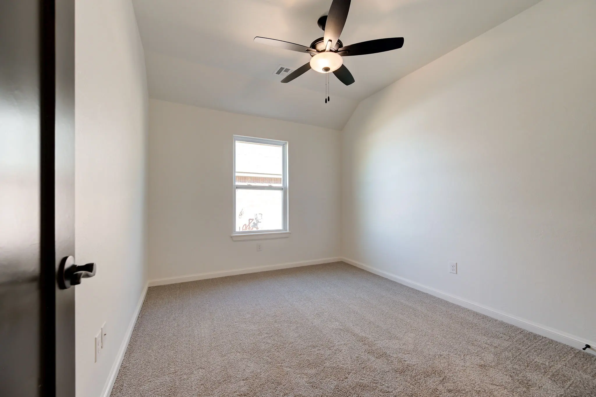 Concord I - Interior Photo 25