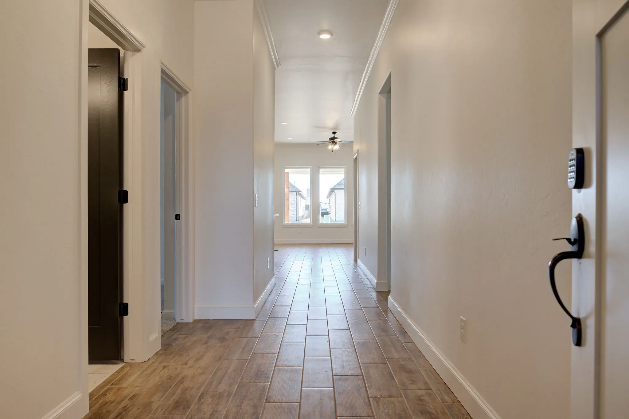 Concord I - Interior Photo 3