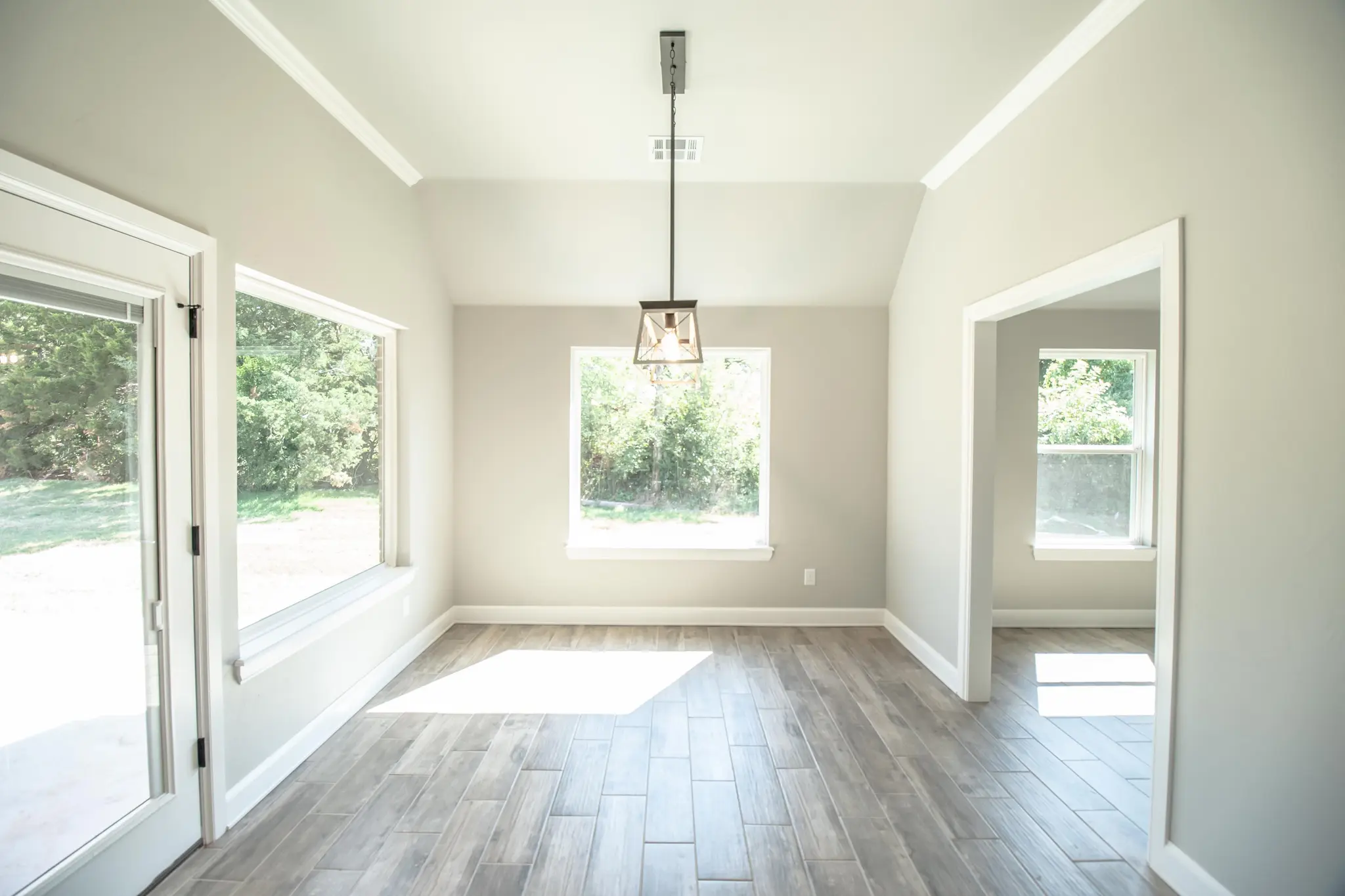 New Haven - Interior Photo 7