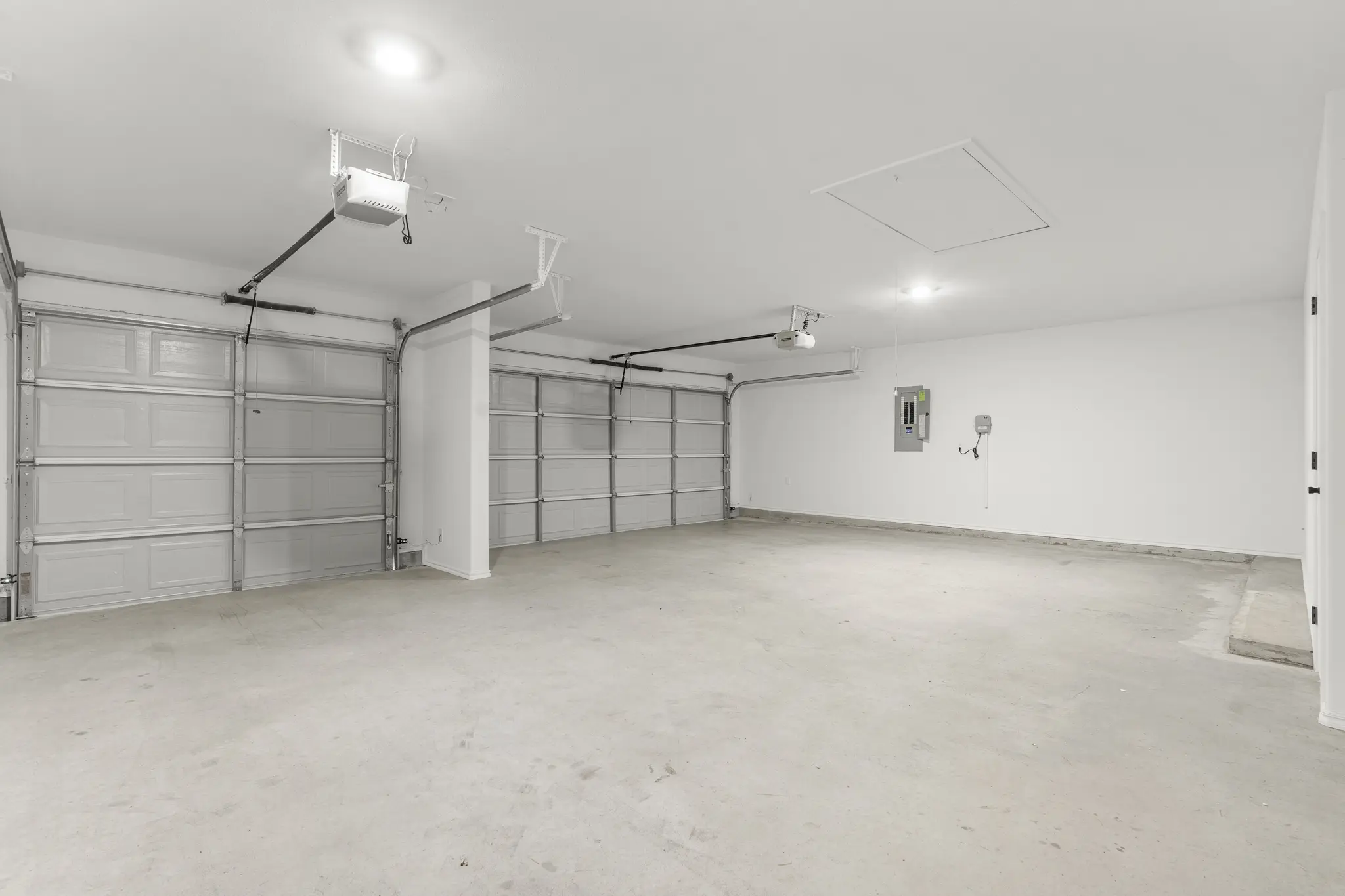 Juniper - Interior Photo 33