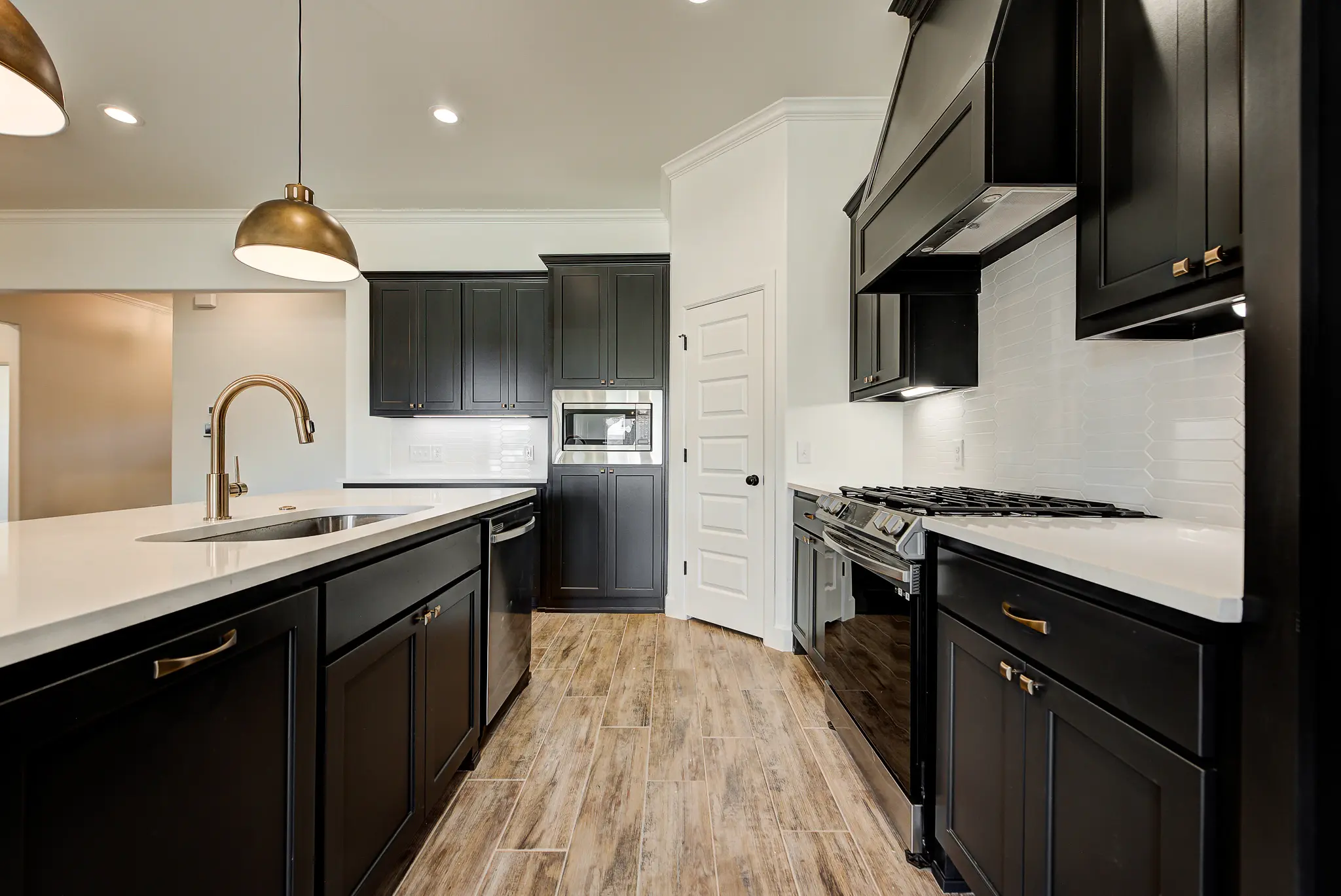 Fenwick - Interior Photo 12