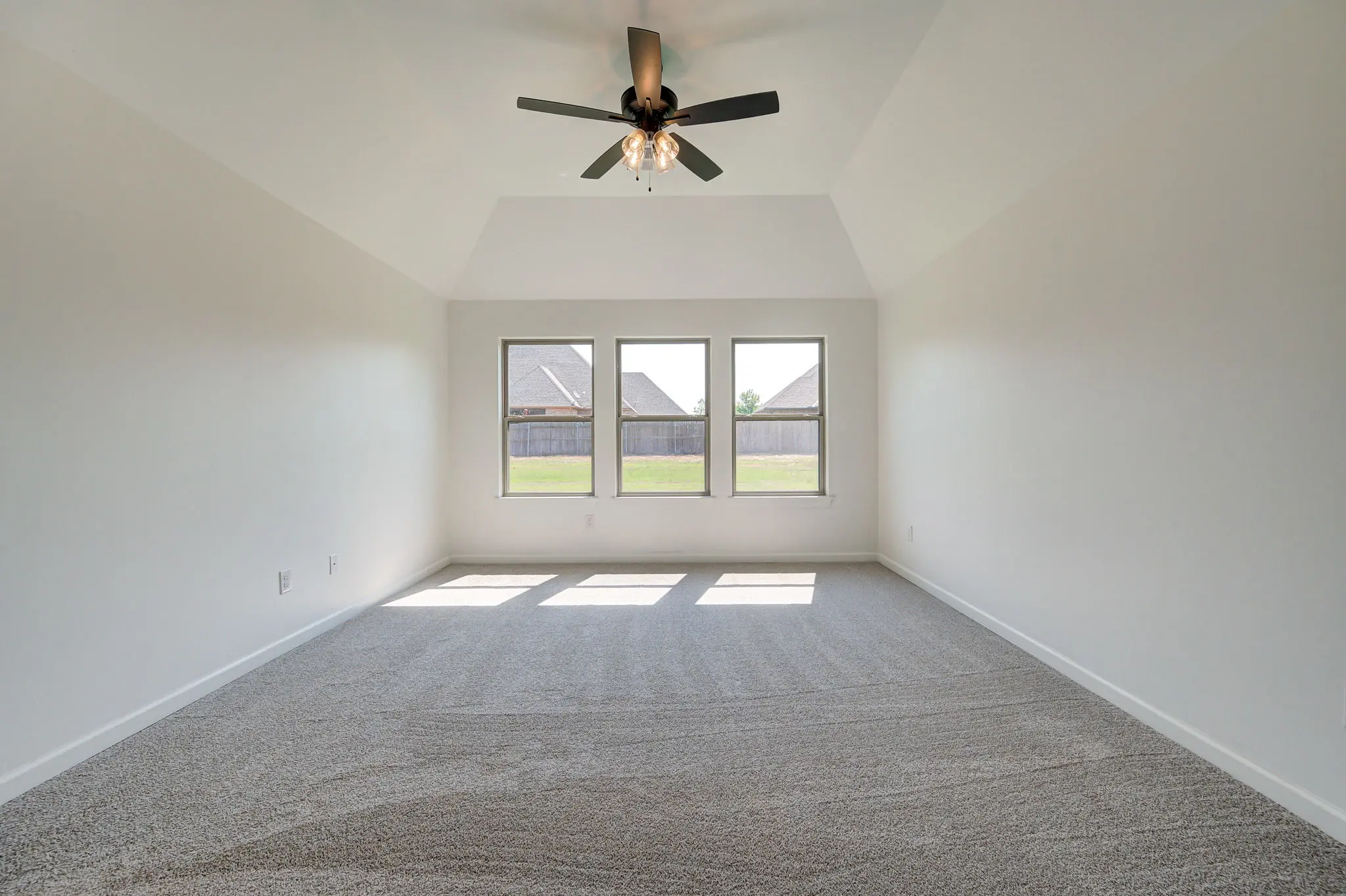 London - Interior Photo 15