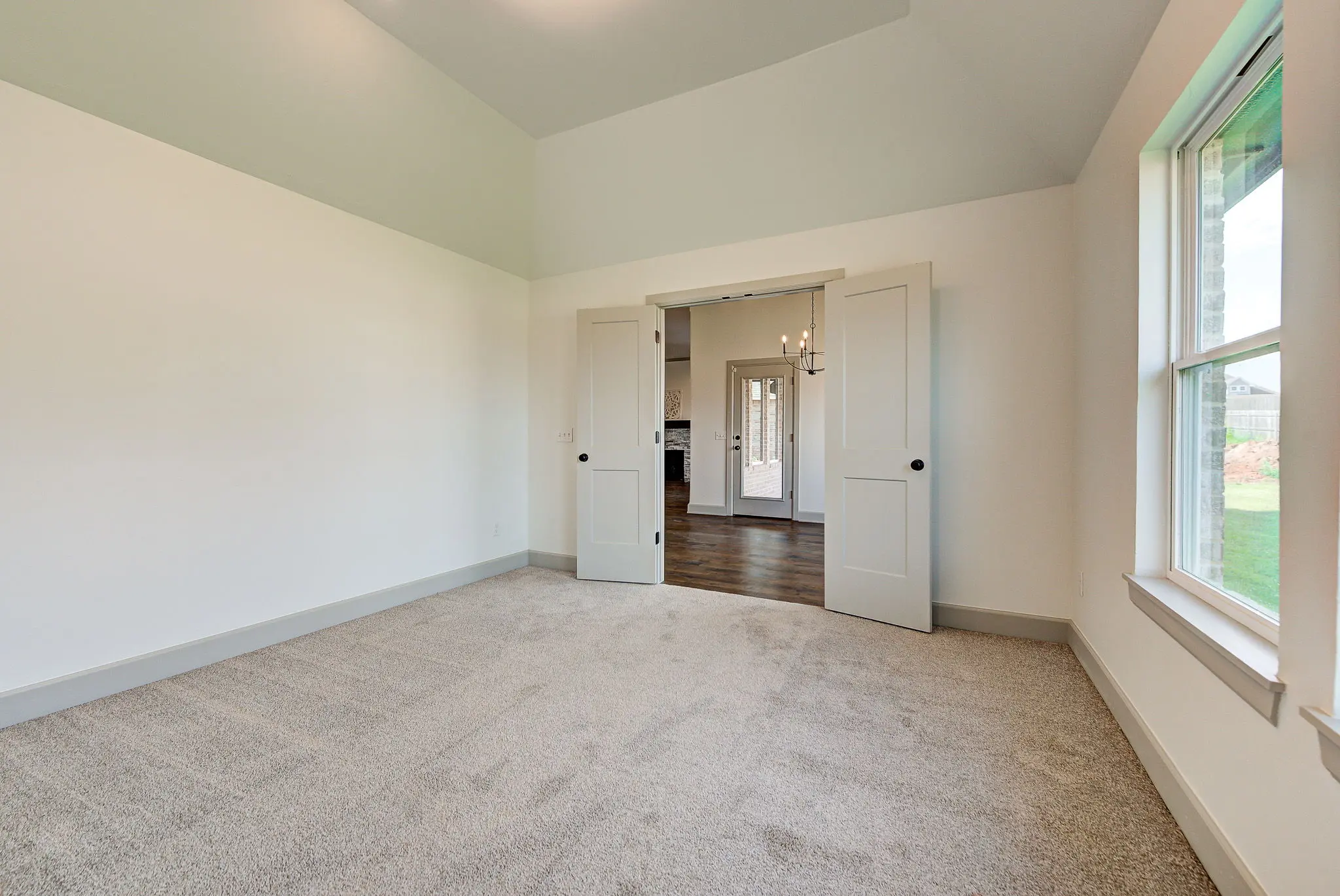 New Haven - Interior Photo 7