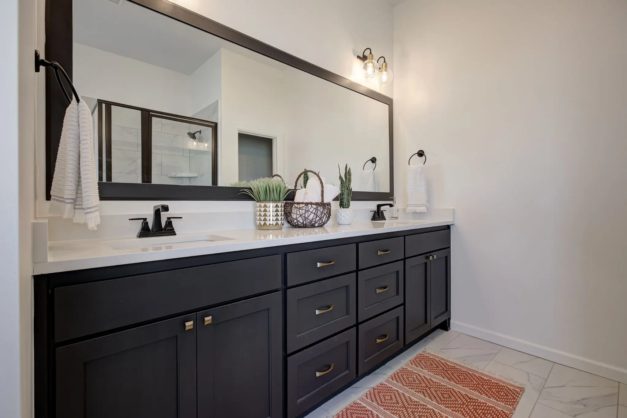 Example of Newport floor plan - Features and Finishes may vary based on product availability