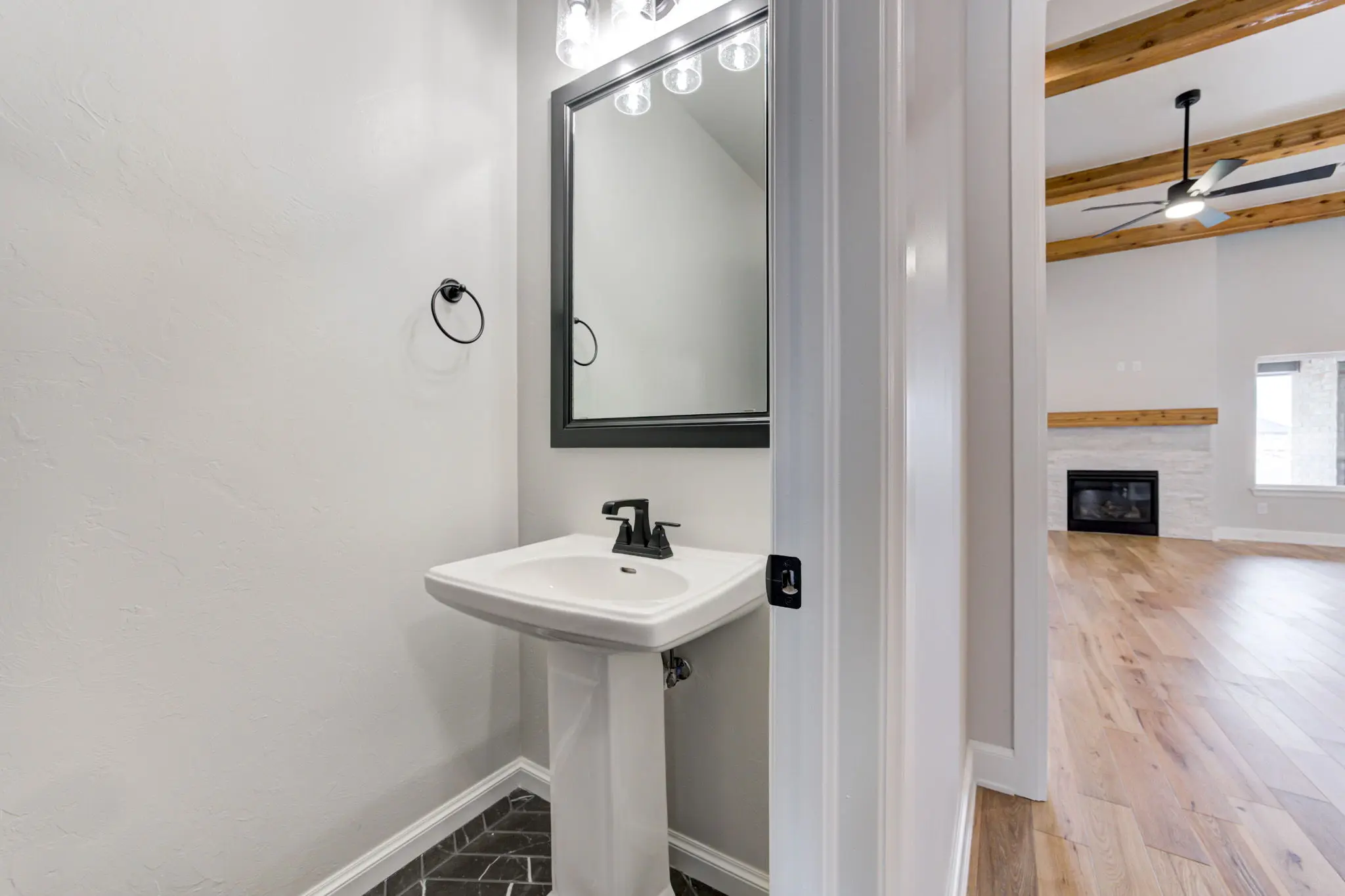 Hawkins Point - Interior Photo 23