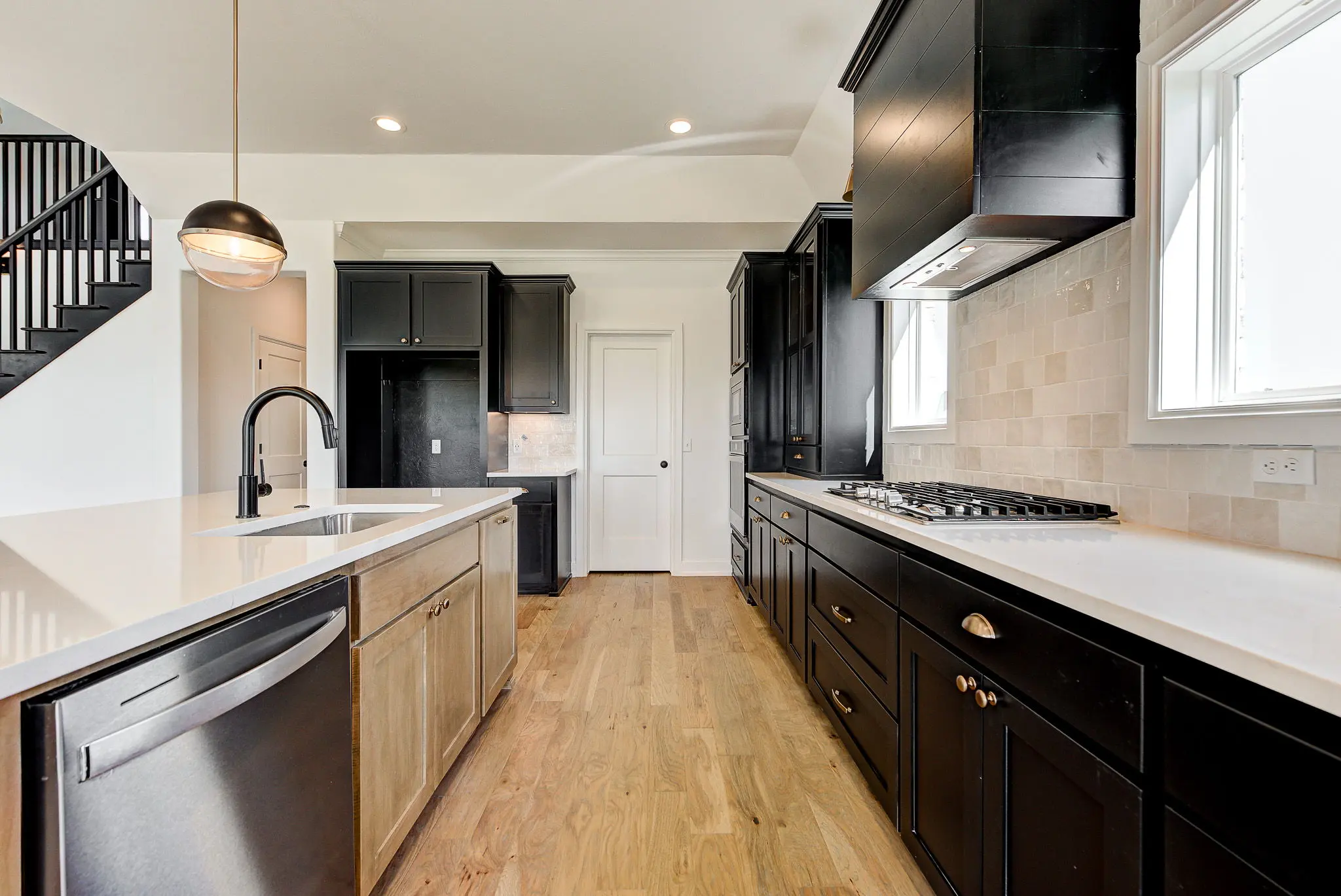 Rawley Point - Interior Photo 10