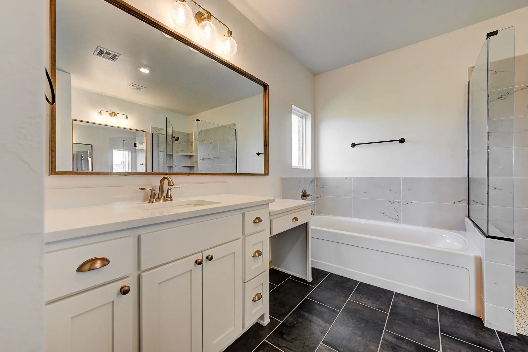 Rawley Point - Interior Photo 20